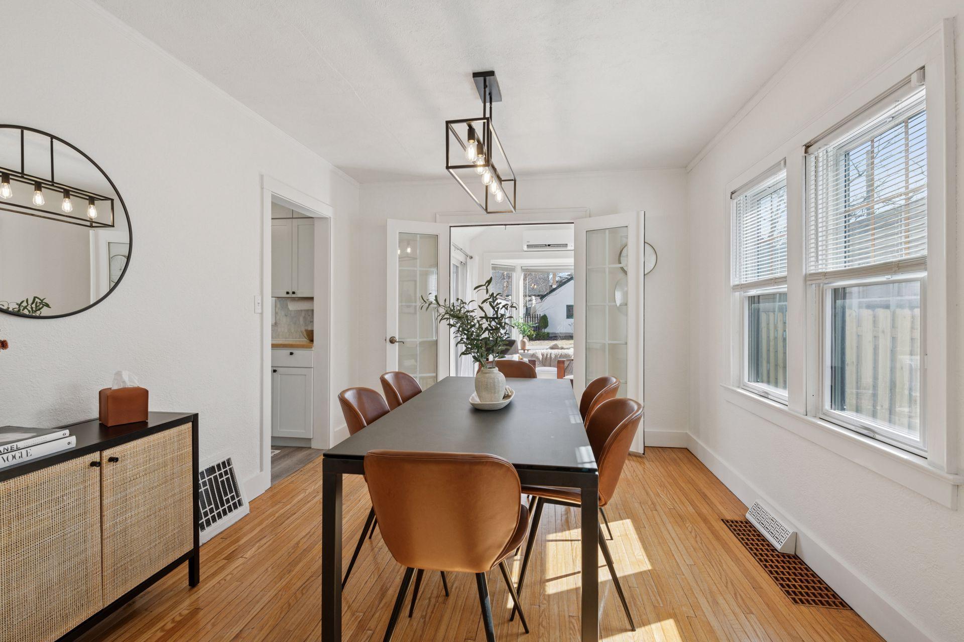 4645 France Avenue Property Photo 8