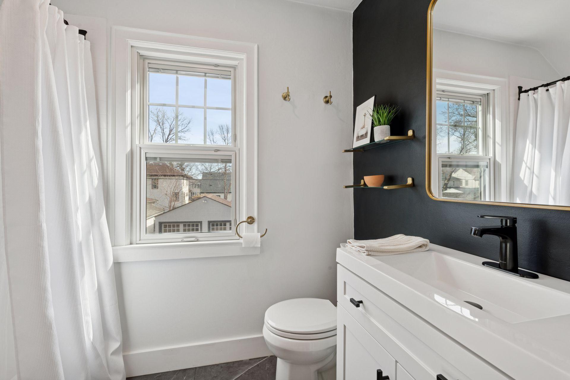 4645 France Avenue Property Photo 24