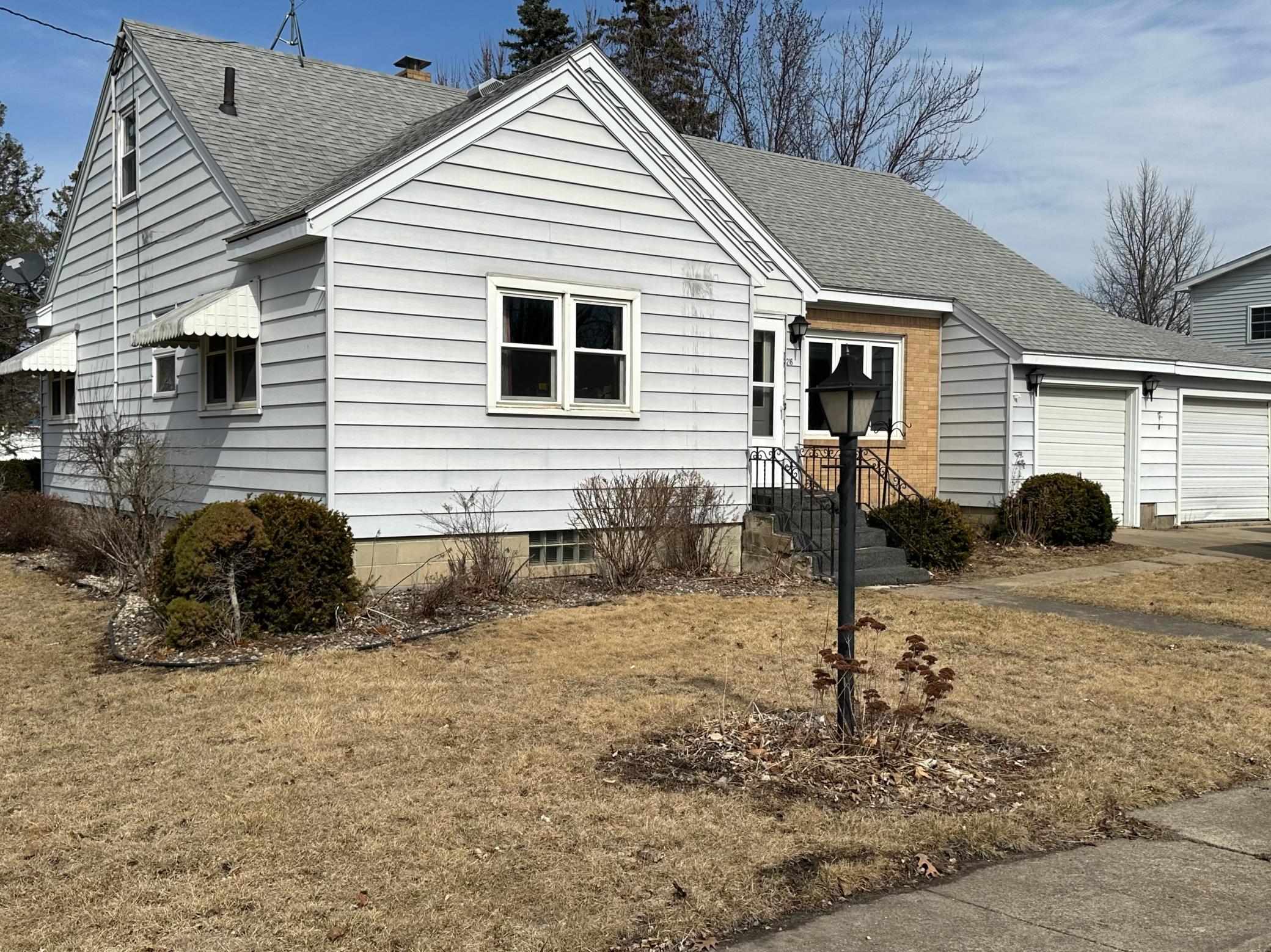 216 Sage Street Property Photo