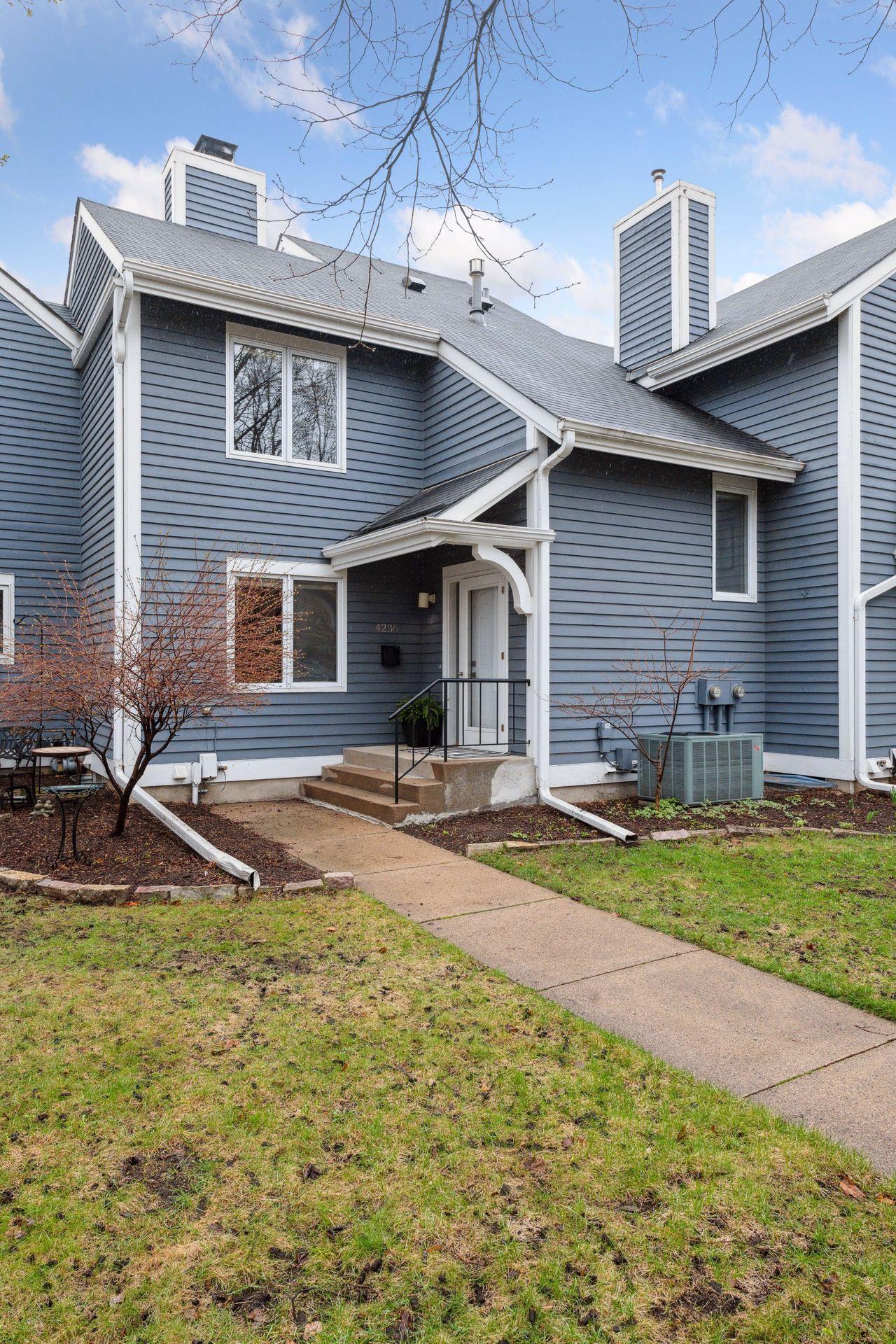 4236 Sheridan Avenue Property Photo 2