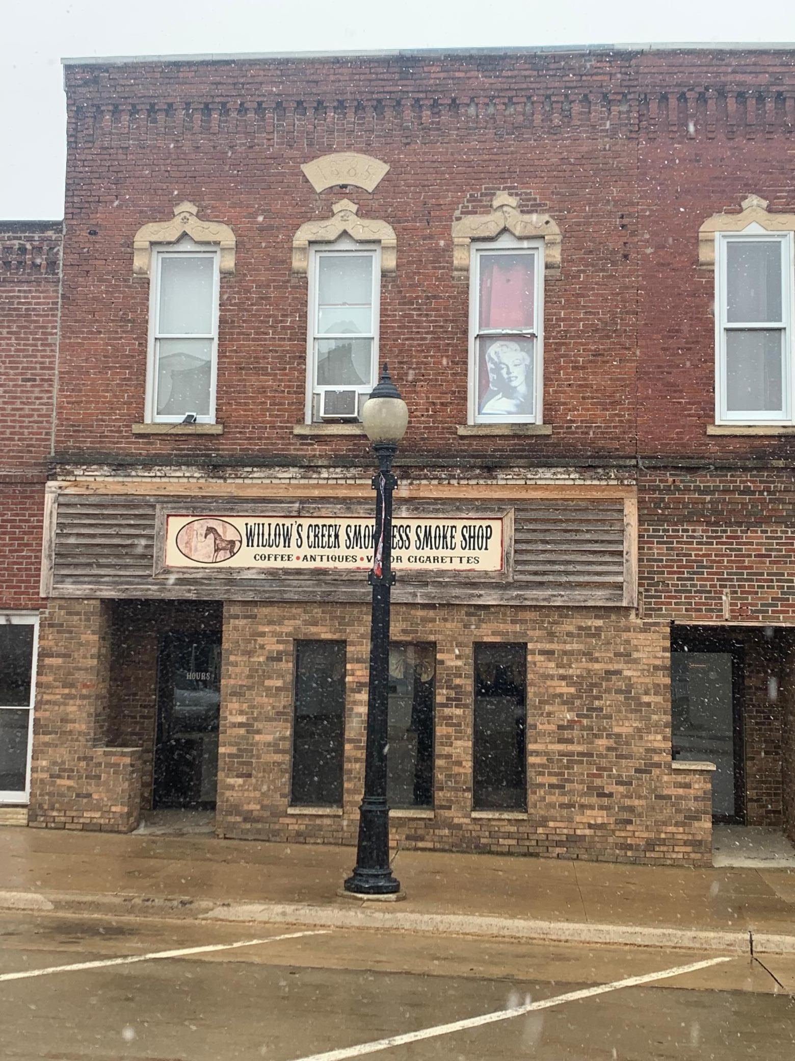 129 S Broadway Street Property Photo