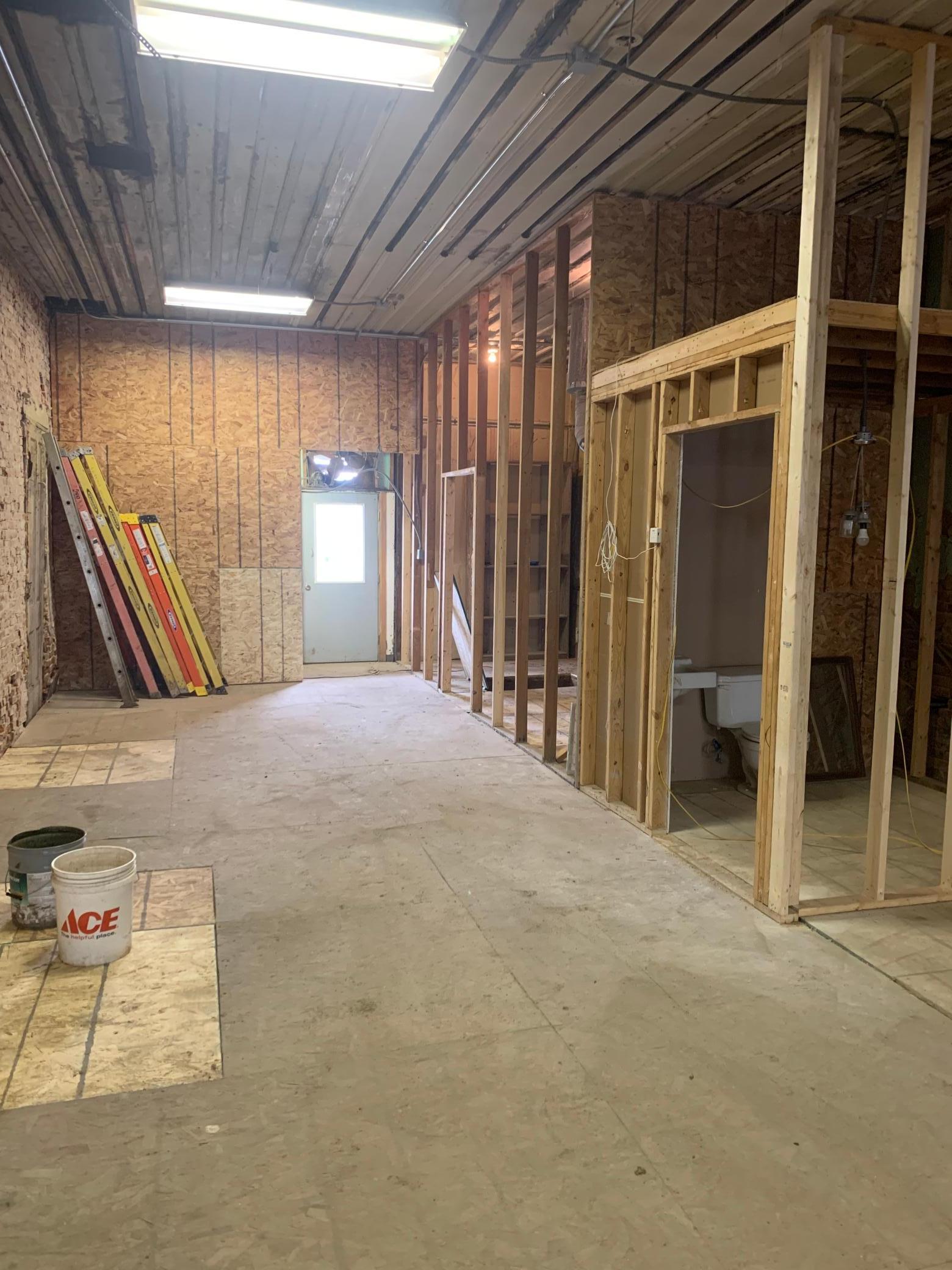 129 S Broadway Street Property Photo 7
