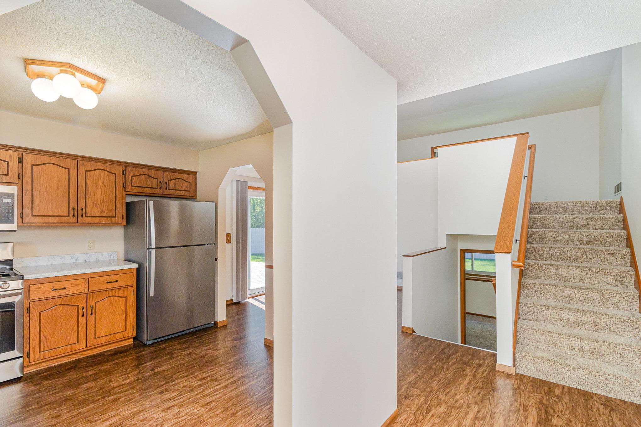 617 Meadowwood Drive Property Photo 10