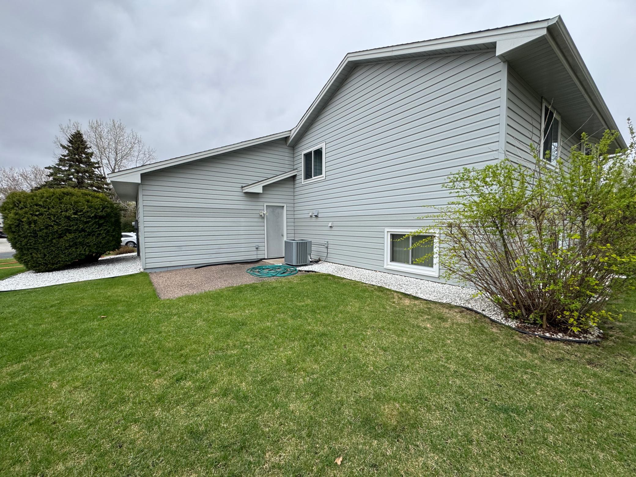617 Meadowwood Drive Property Photo 38