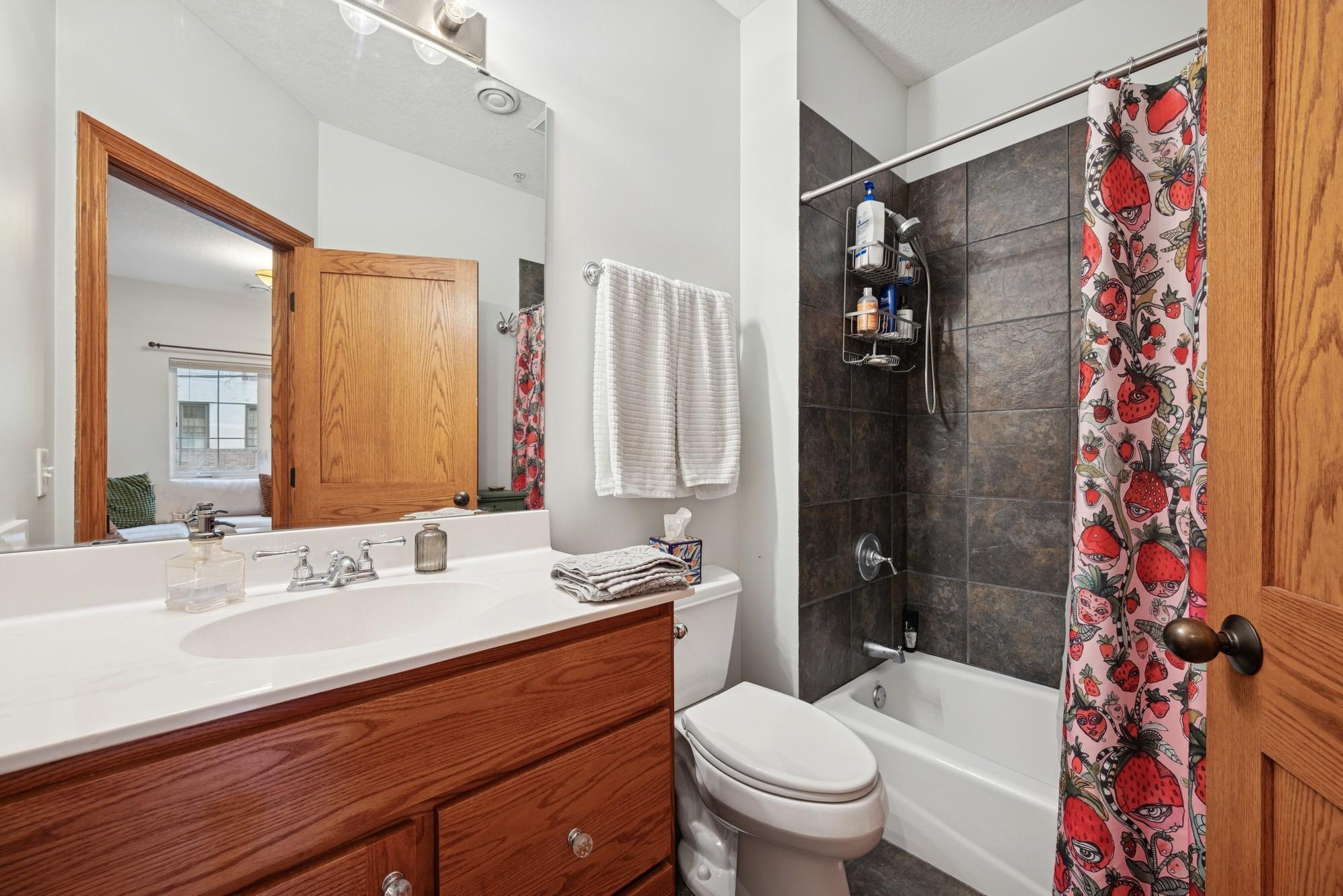 1926 Pleasant Avenue 303 Property Photo 11