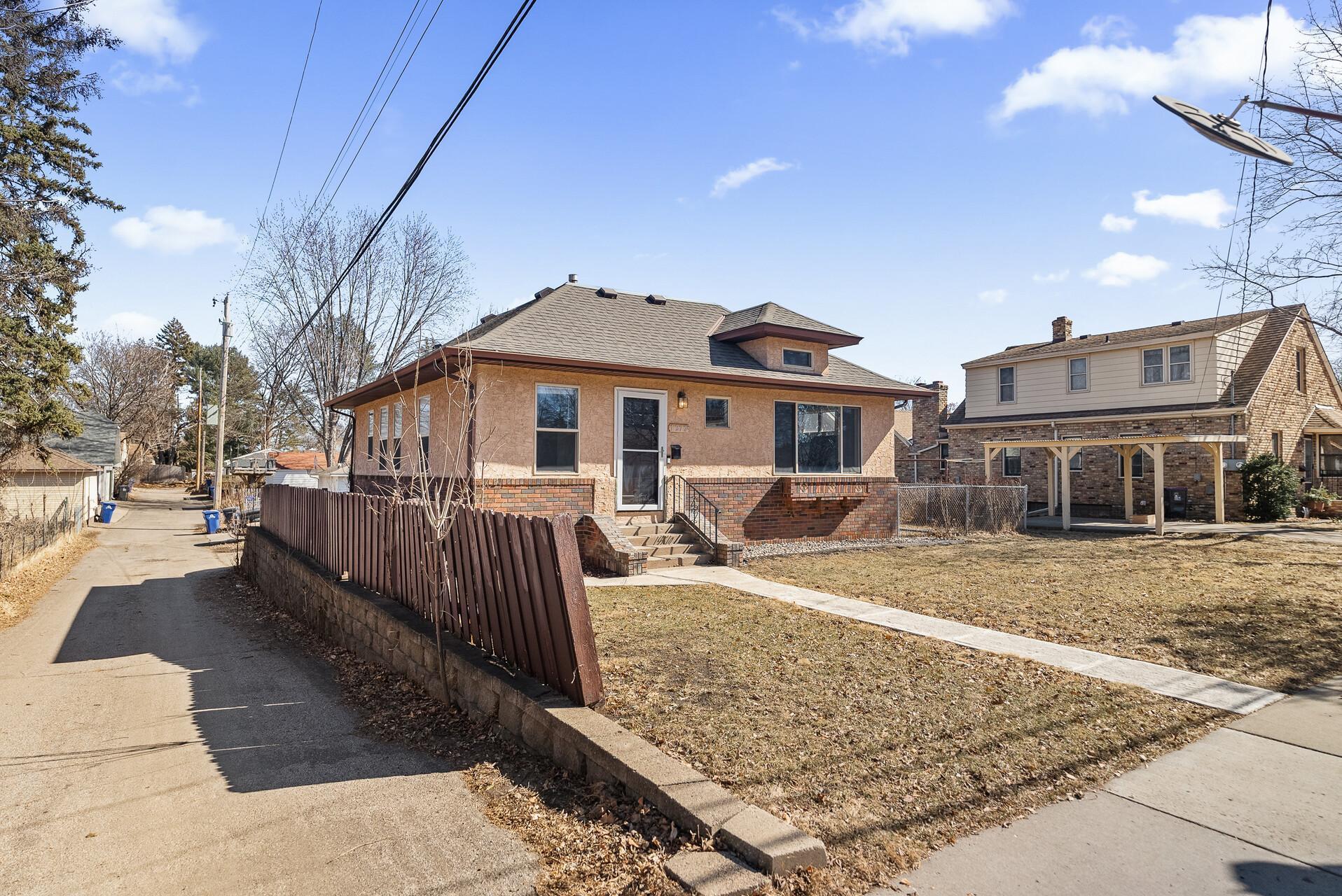 1272 Forest Street Property Photo