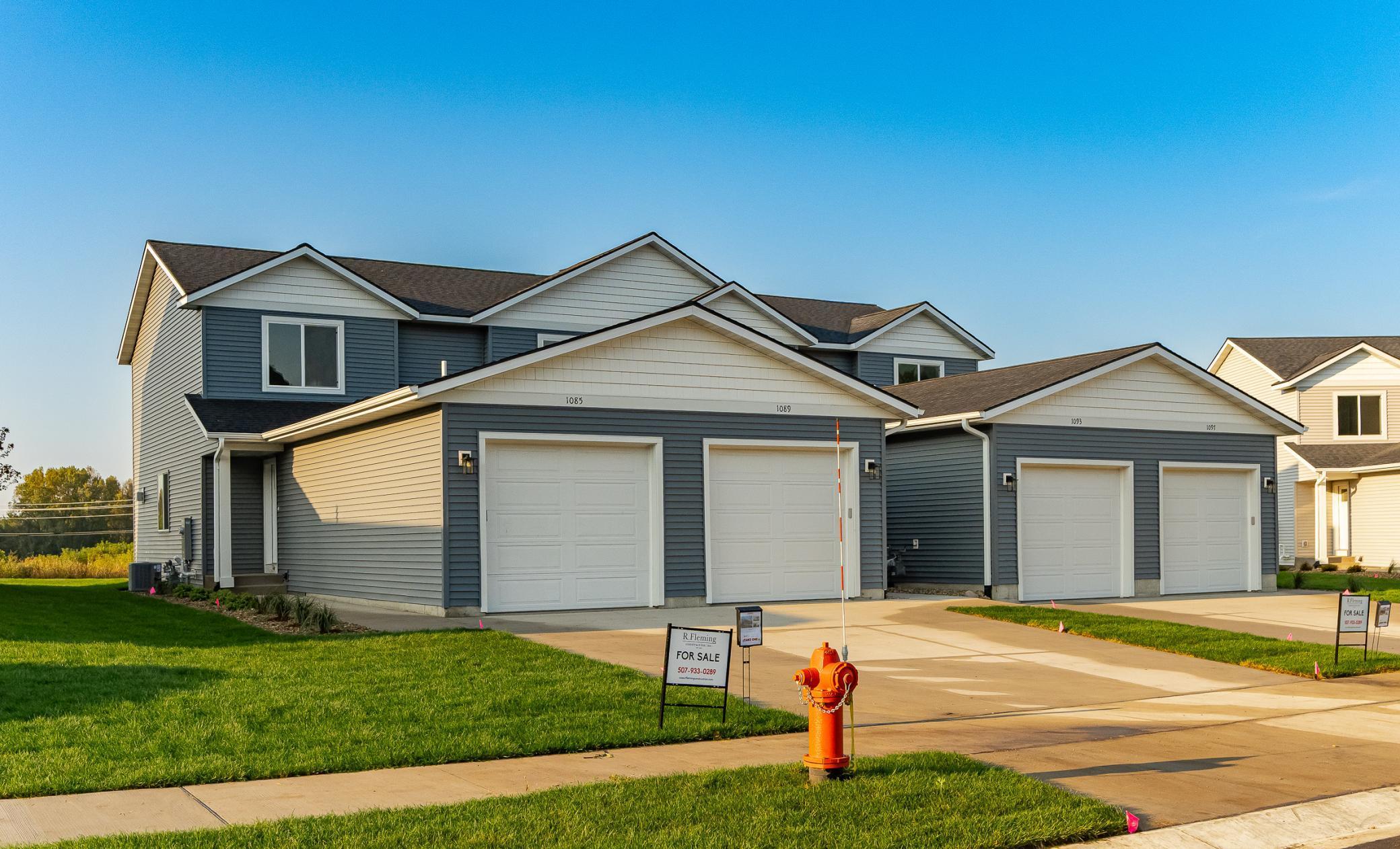 1089 Century Village Lane Property Photo 1