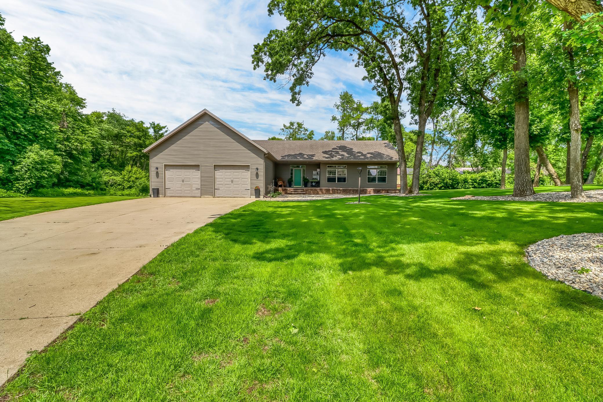 46747 Poss Beach Road Property Photo 1