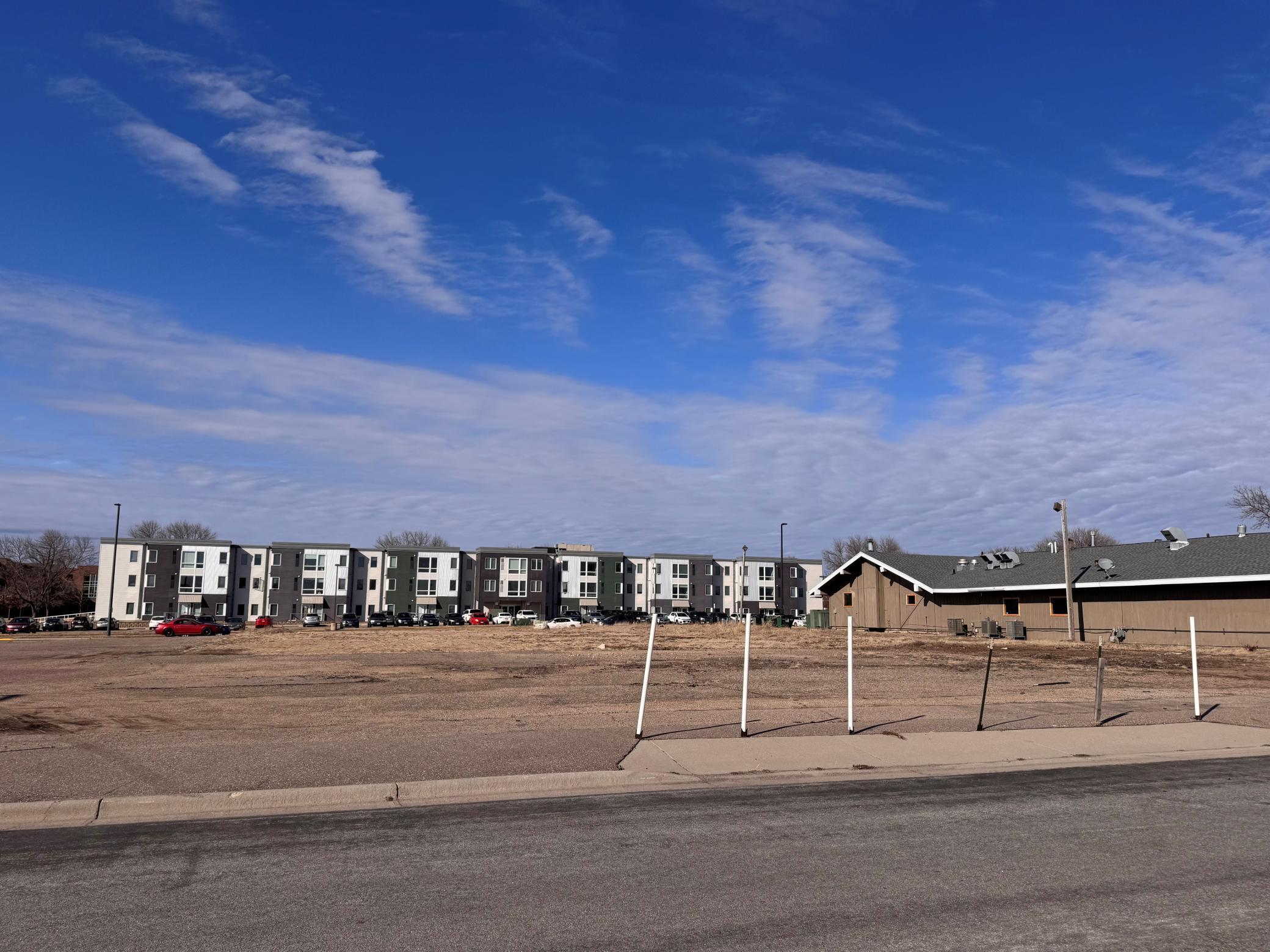 1417 E College Drive Property Photo