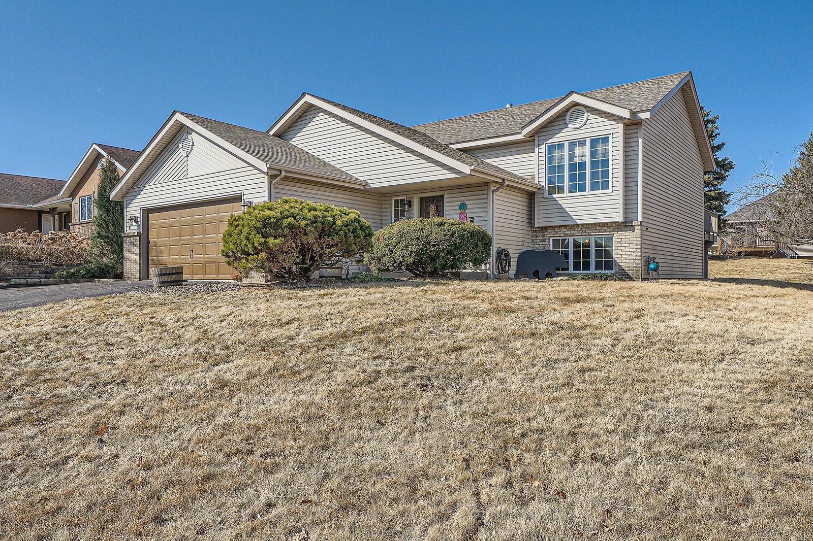 2100 Highland Drive Property Photo 1