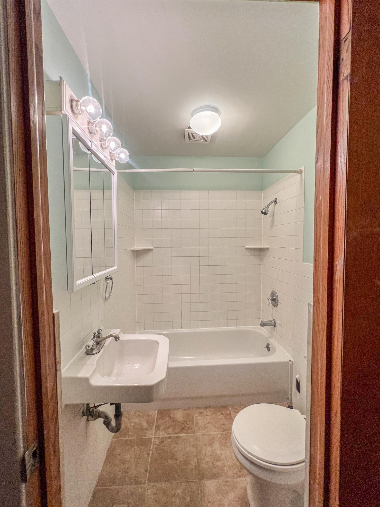 302 E Elmwood Street Property Photo 17