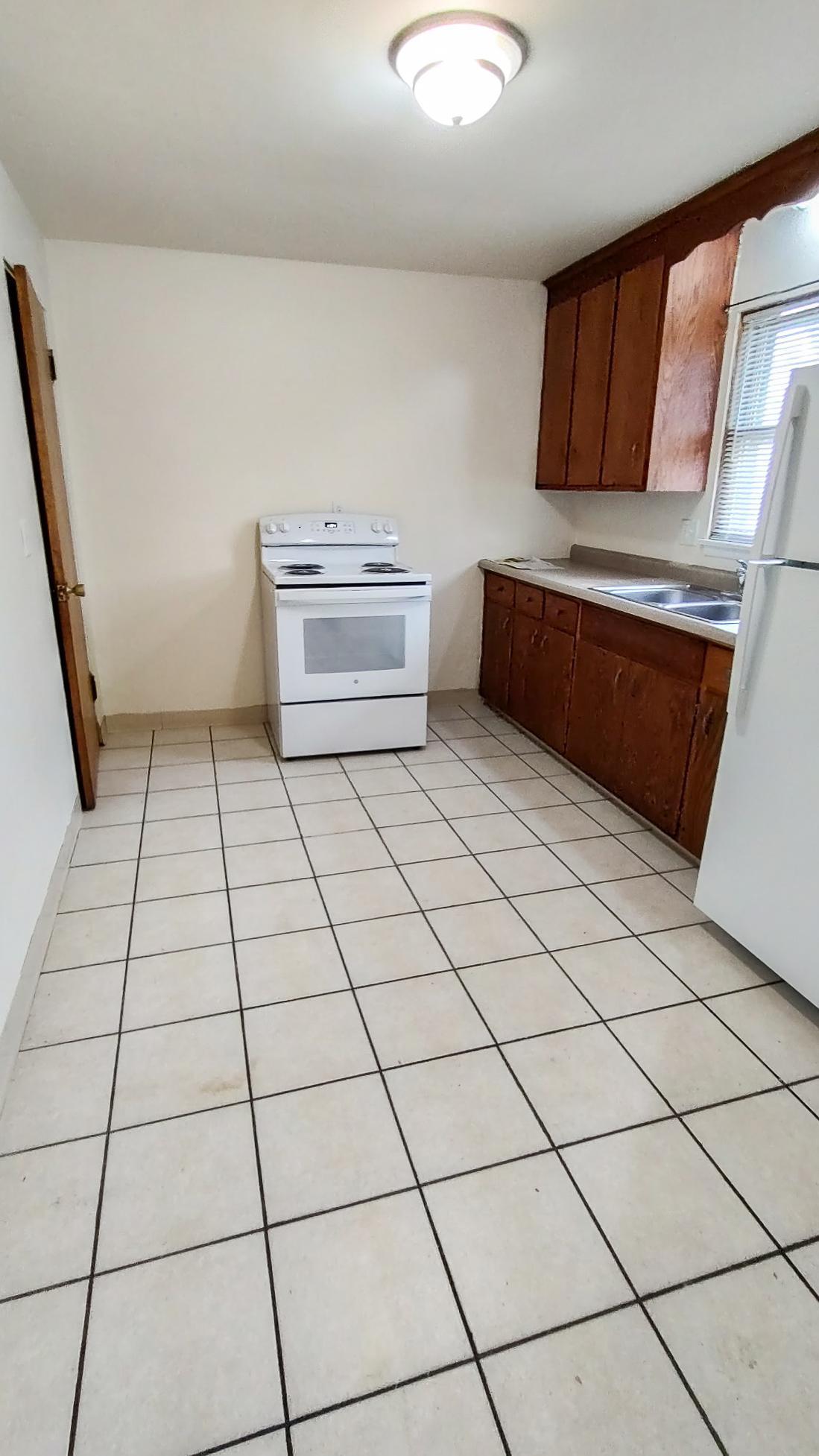 302 E Elmwood Street Property Photo 23