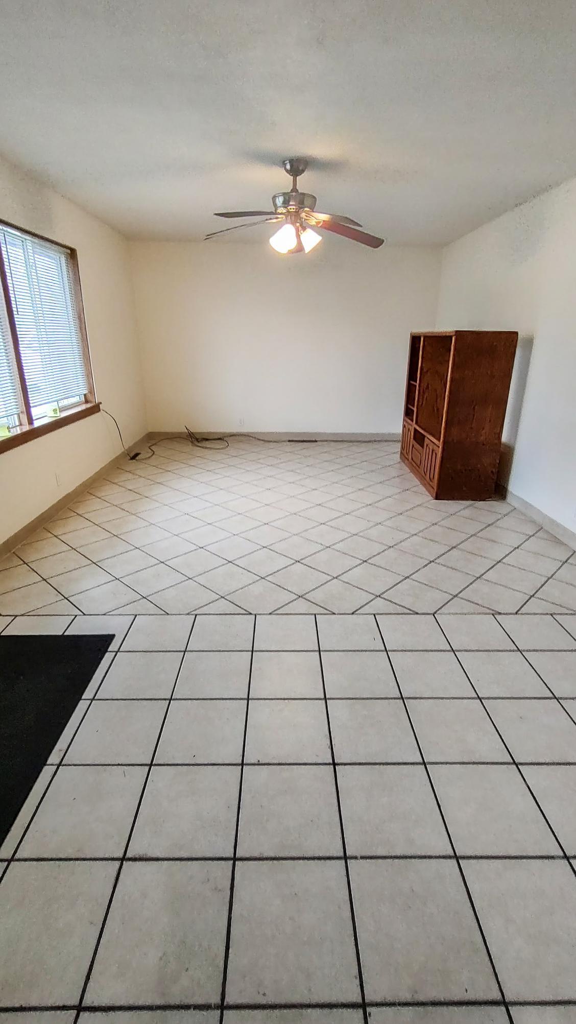 302 E Elmwood Street Property Photo 24