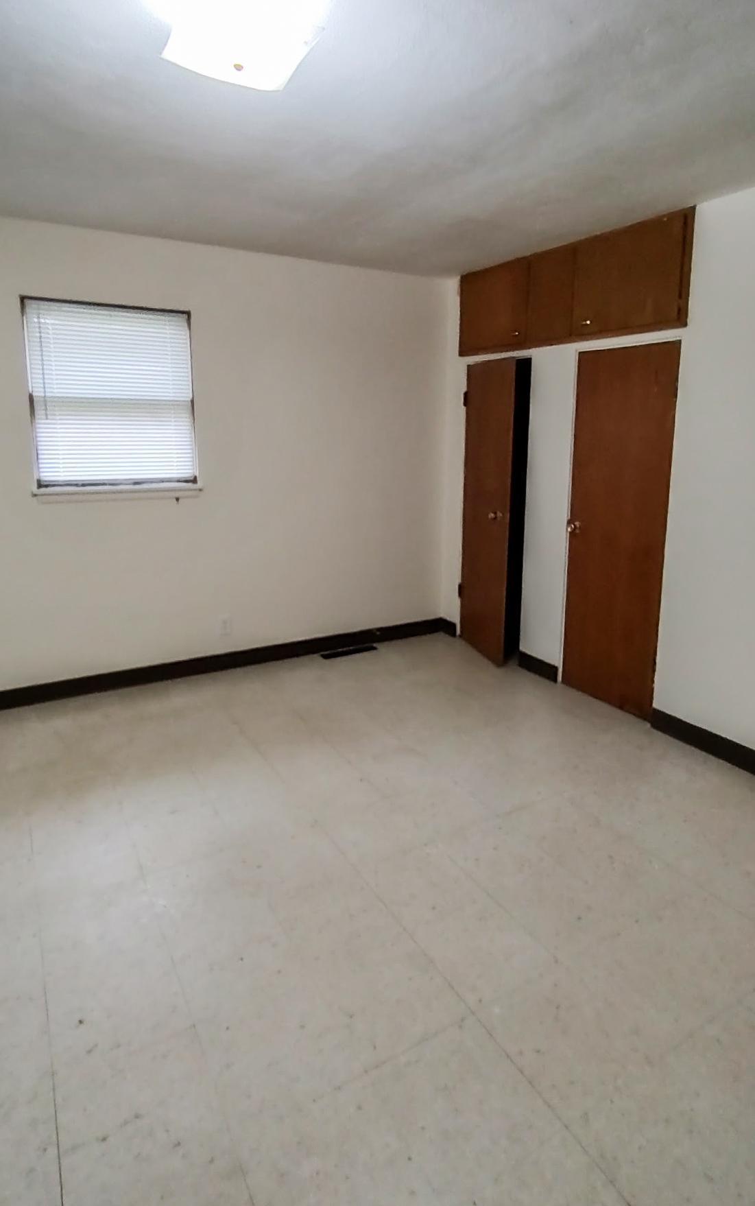 302 E Elmwood Street Property Photo 25
