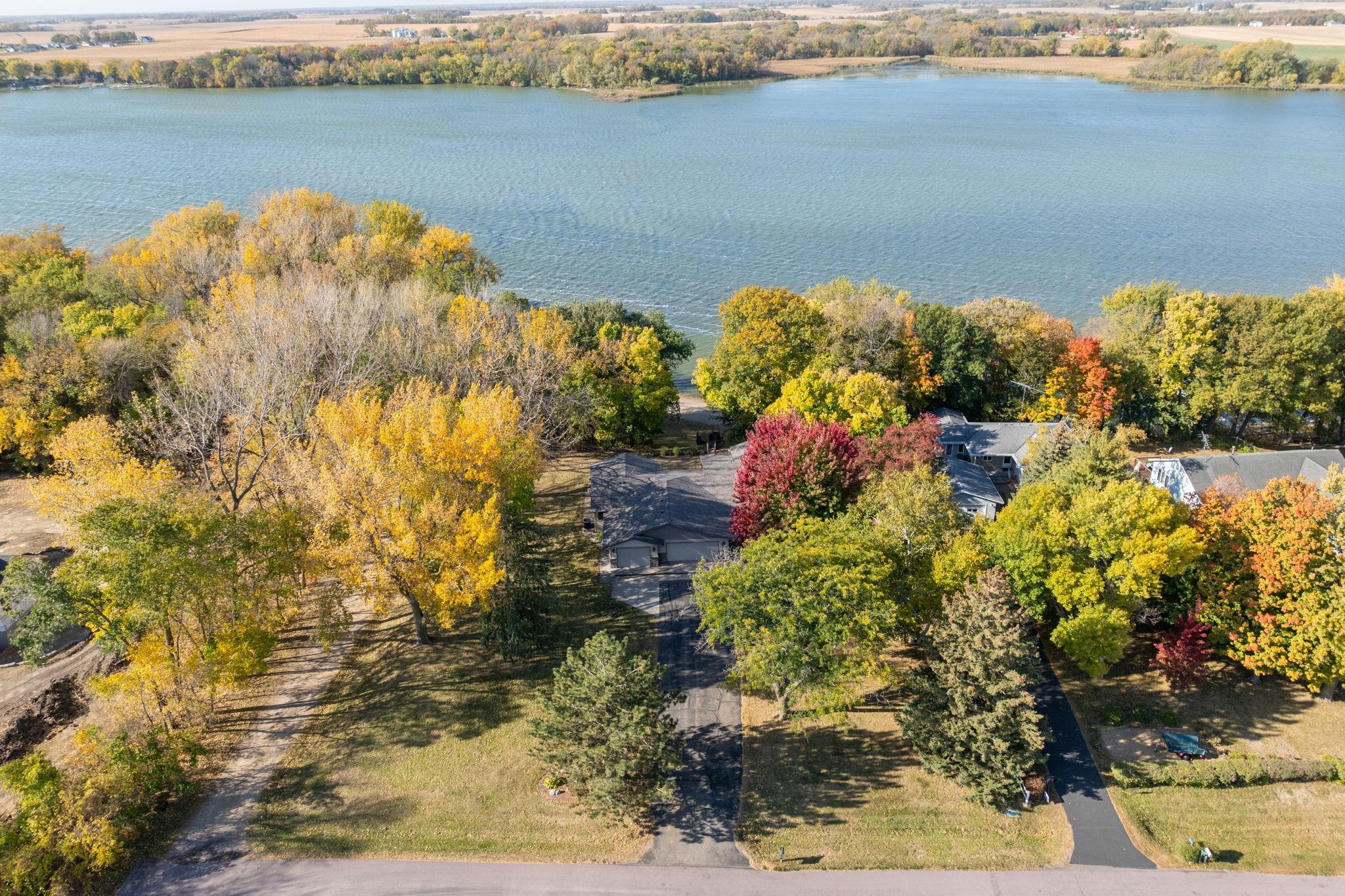 7013 Da Mar Estate Property Photo 1
