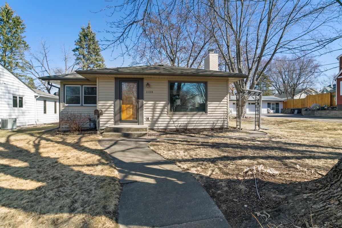 1123 5th Street Property Photo 1