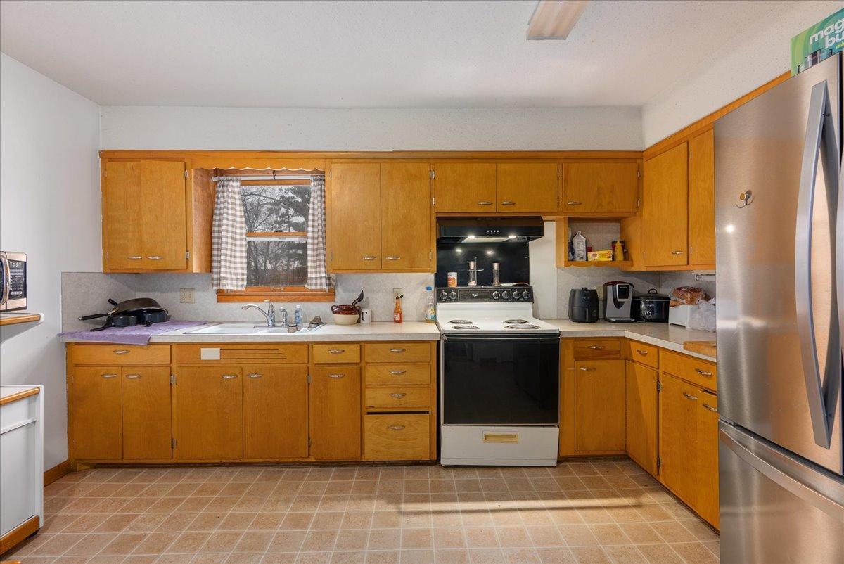 455 S Arch Avenue Property Photo 3