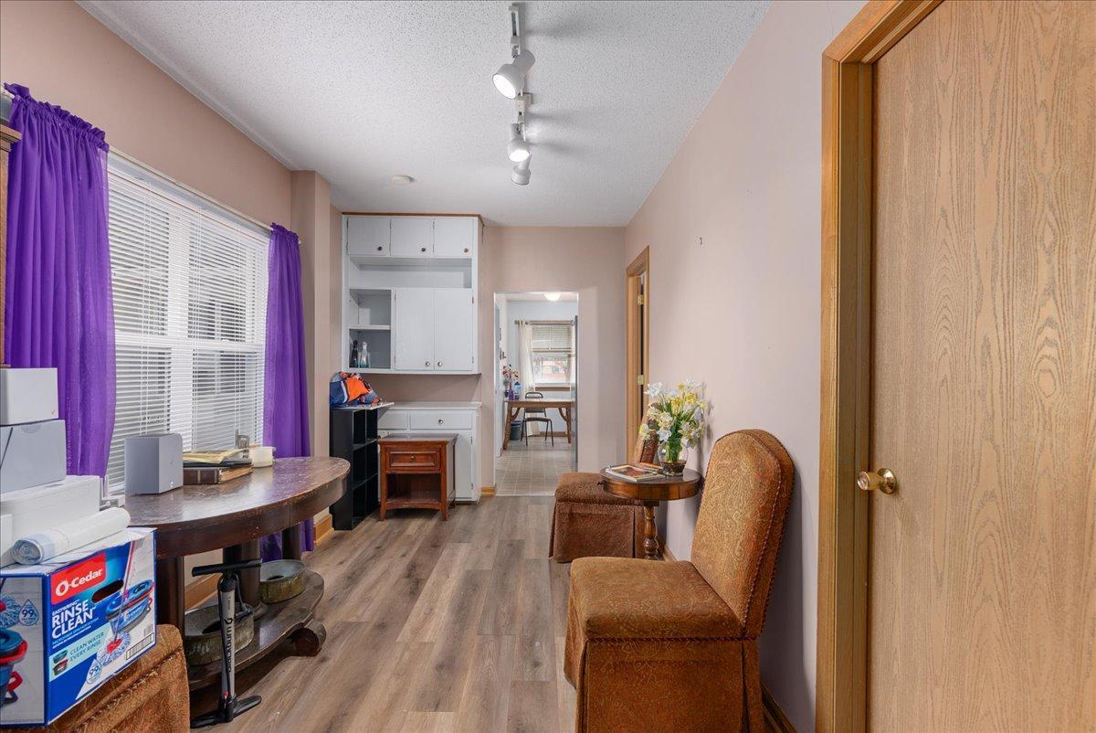 455 S Arch Avenue Property Photo 8