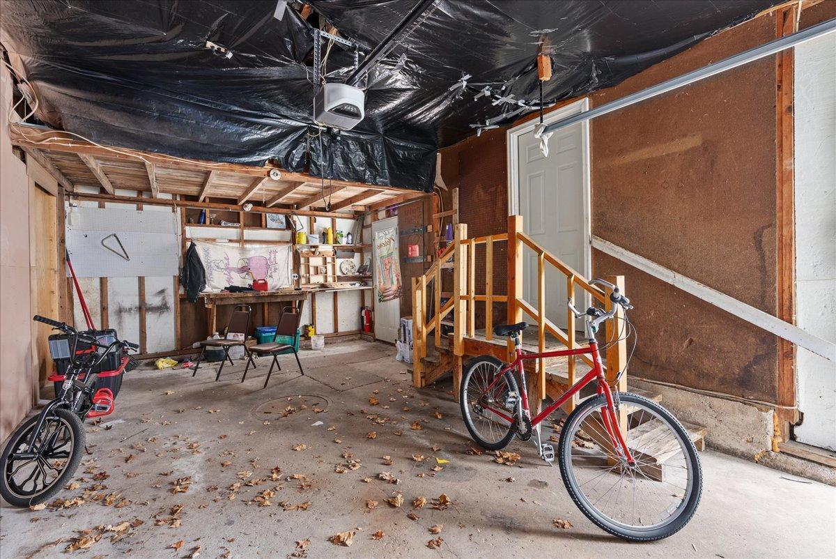 455 S Arch Avenue Property Photo 18