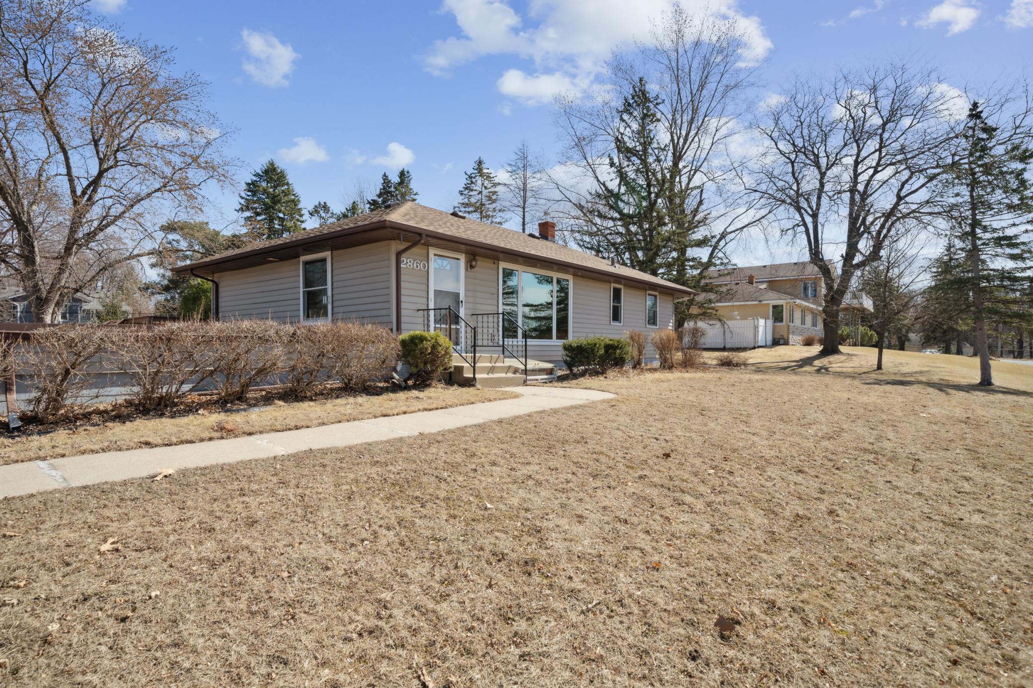 2860 Highview Terrace Property Photo 1