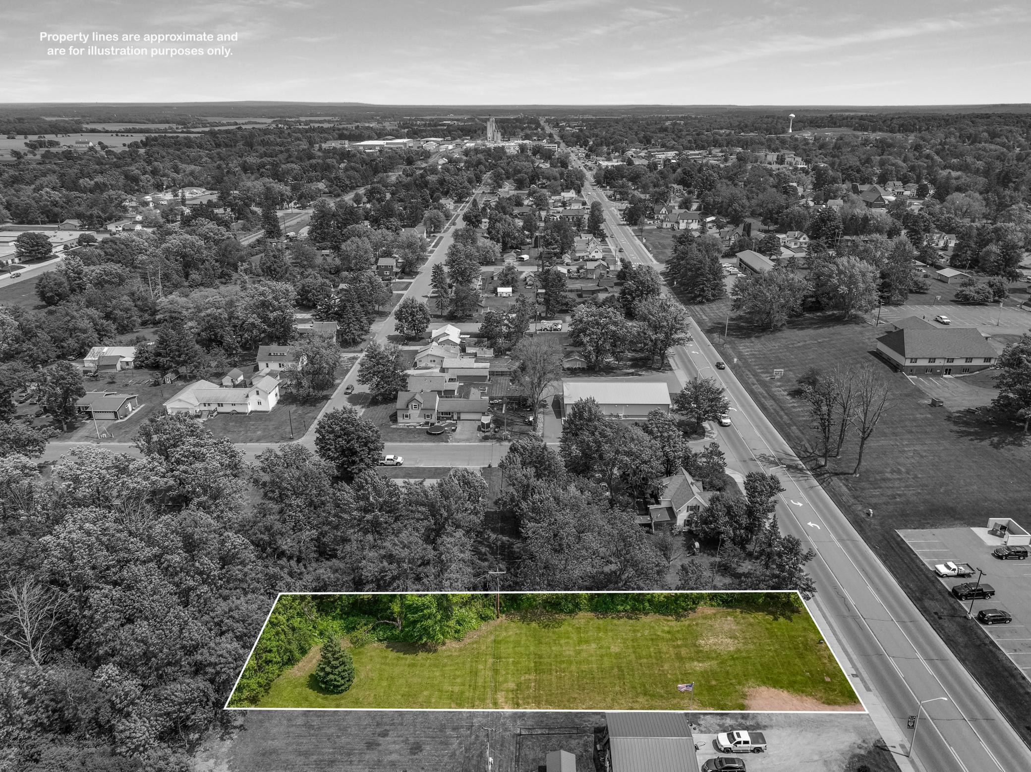 429 W Division Avenue Property Photo 2