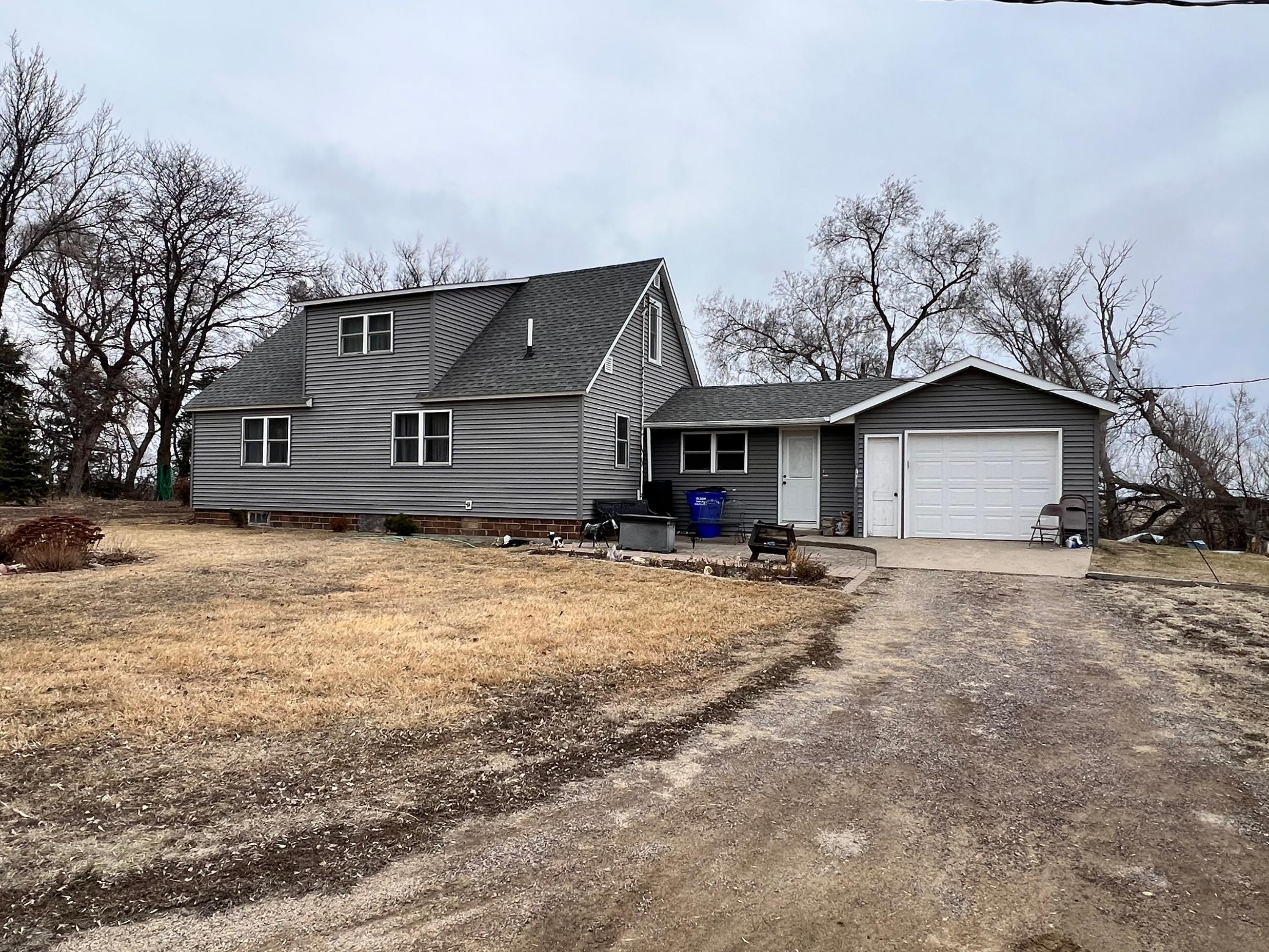 1835 290th Street Property Photo 1