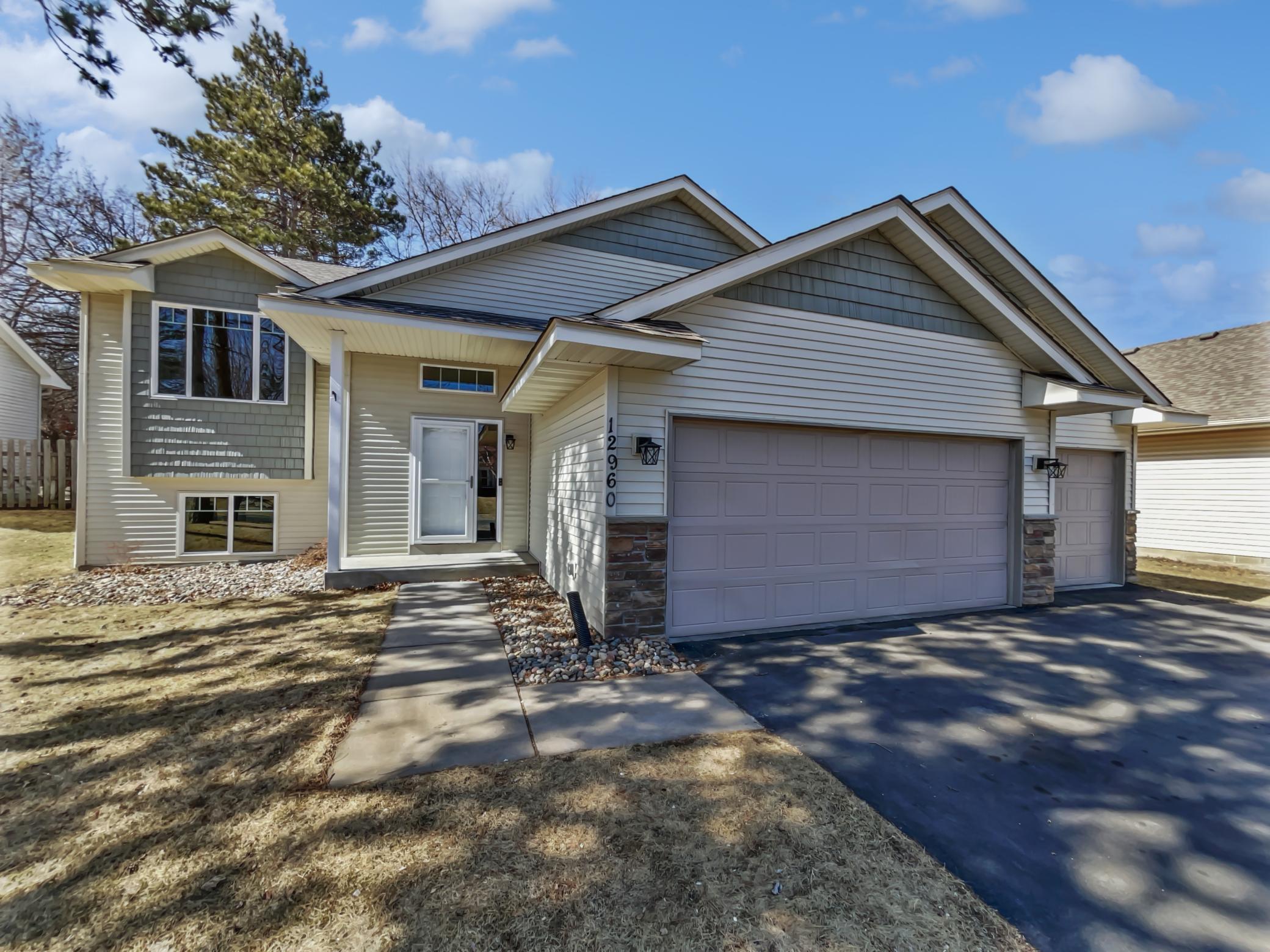 12960 Madison Street Property Photo 1