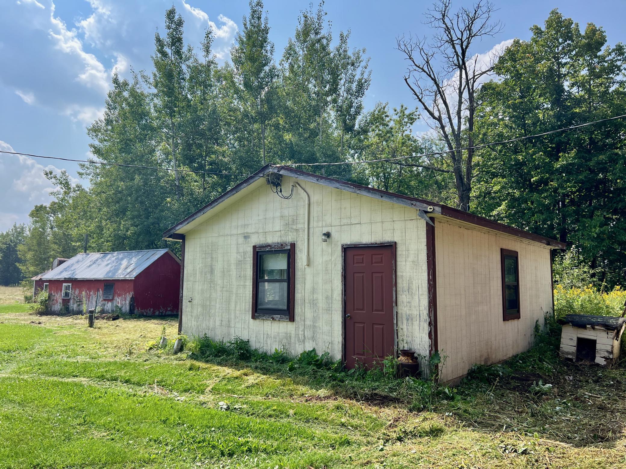44192 Pioneer Road Property Photo 14