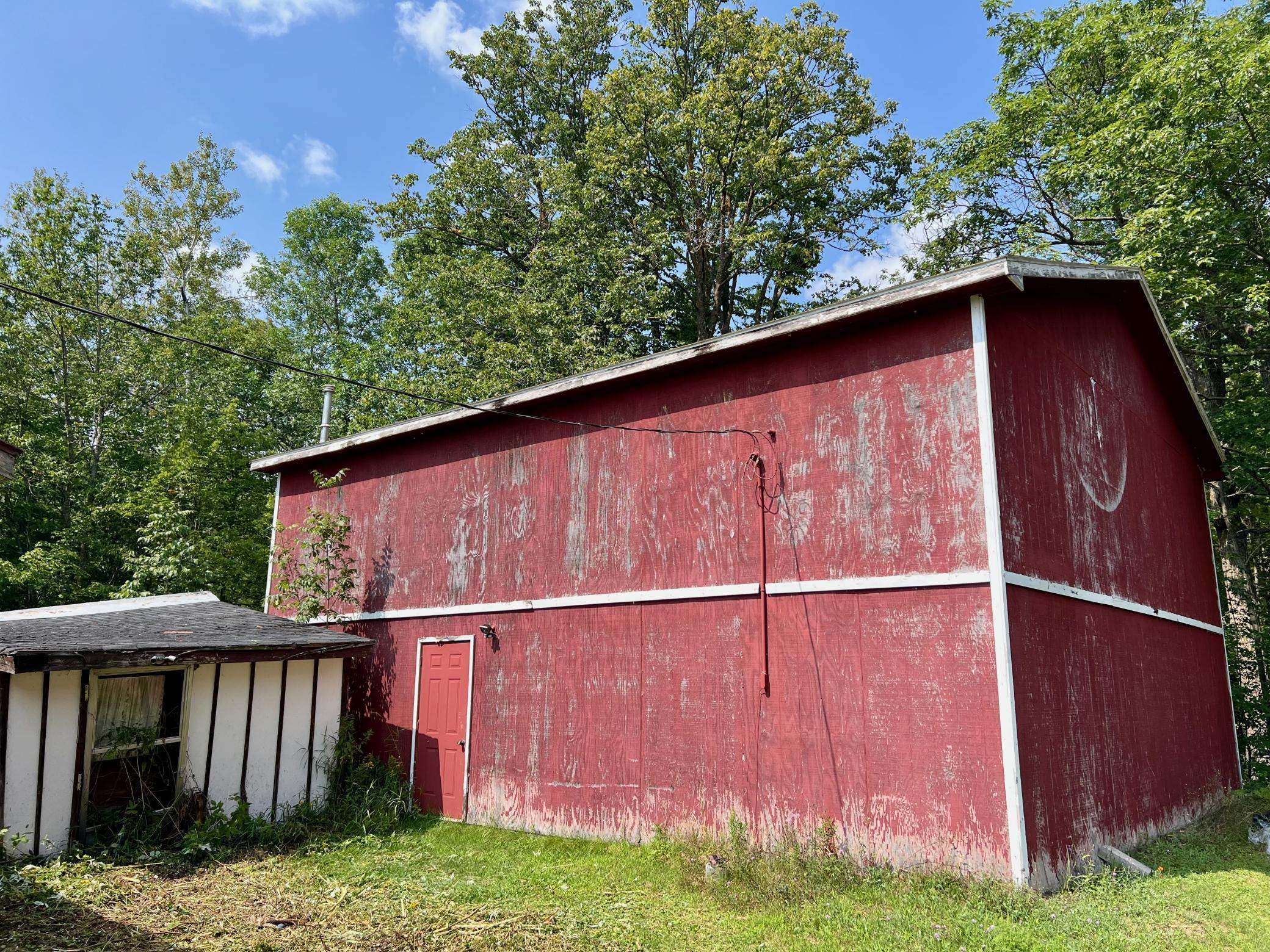 44192 Pioneer Road Property Photo 16