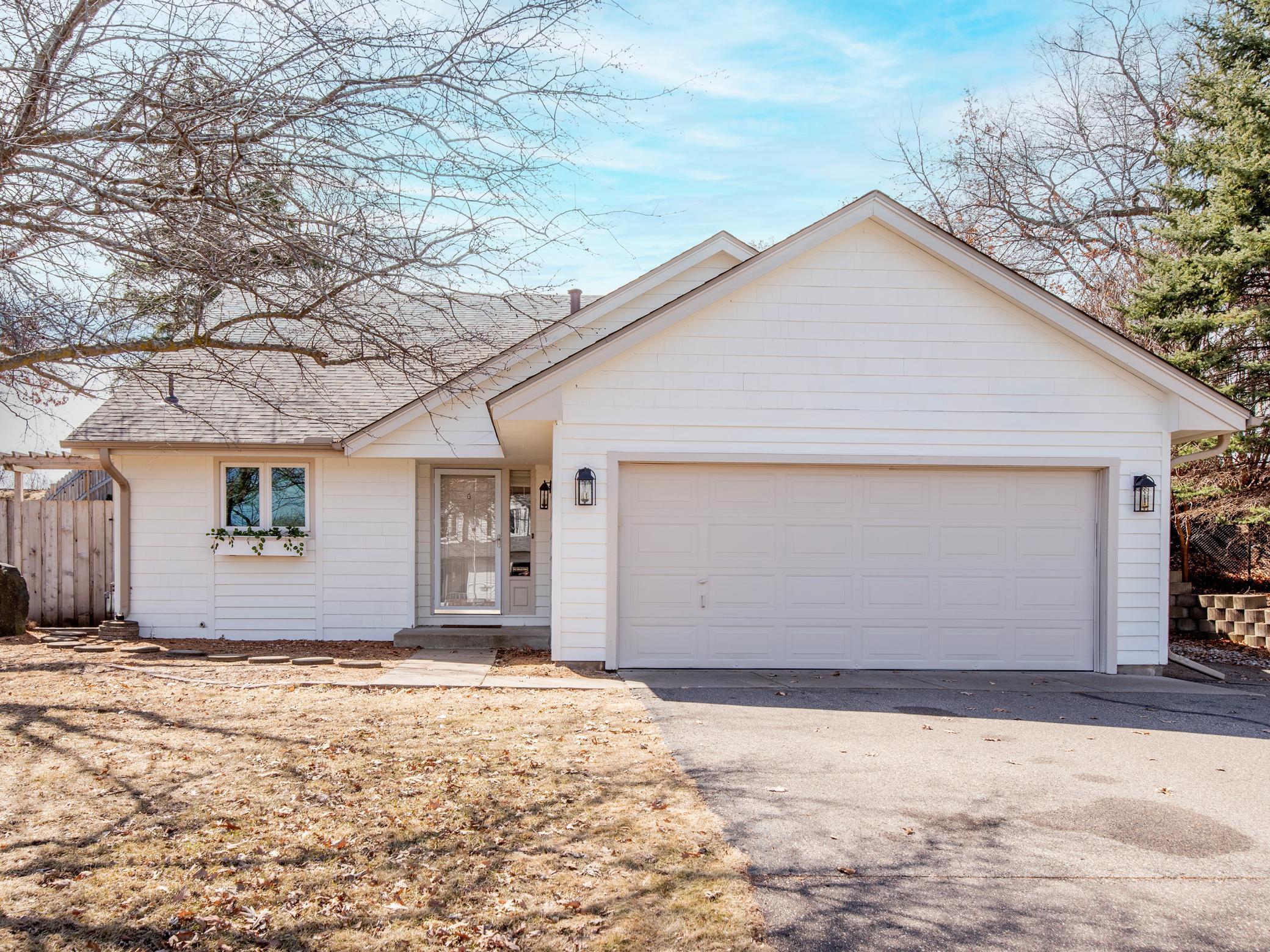 17440 Jaguar Path Property Photo 1