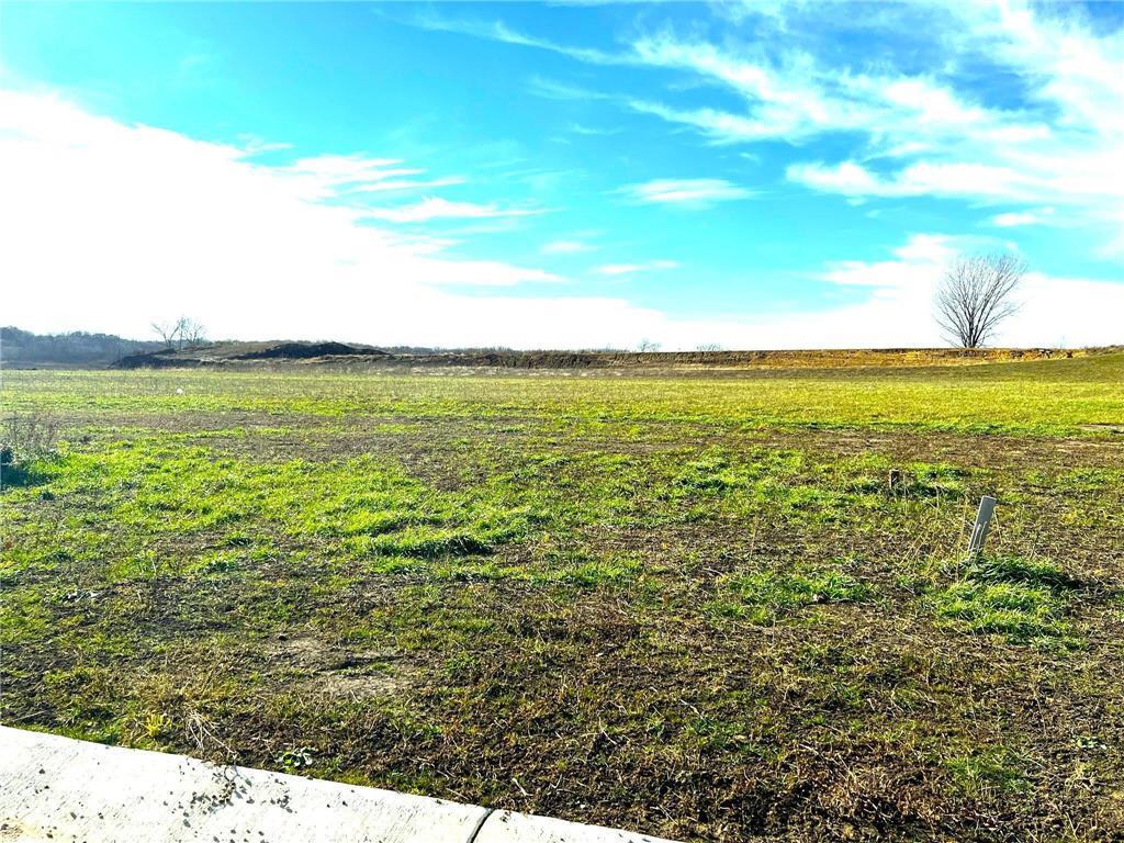 80 Rolling Hills Drive Property Photo 3
