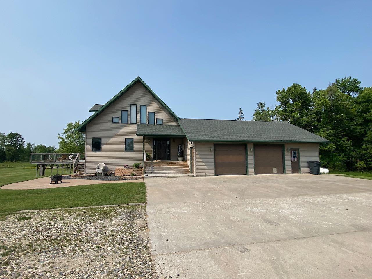 26055 Alvwood Road Property Photo 1
