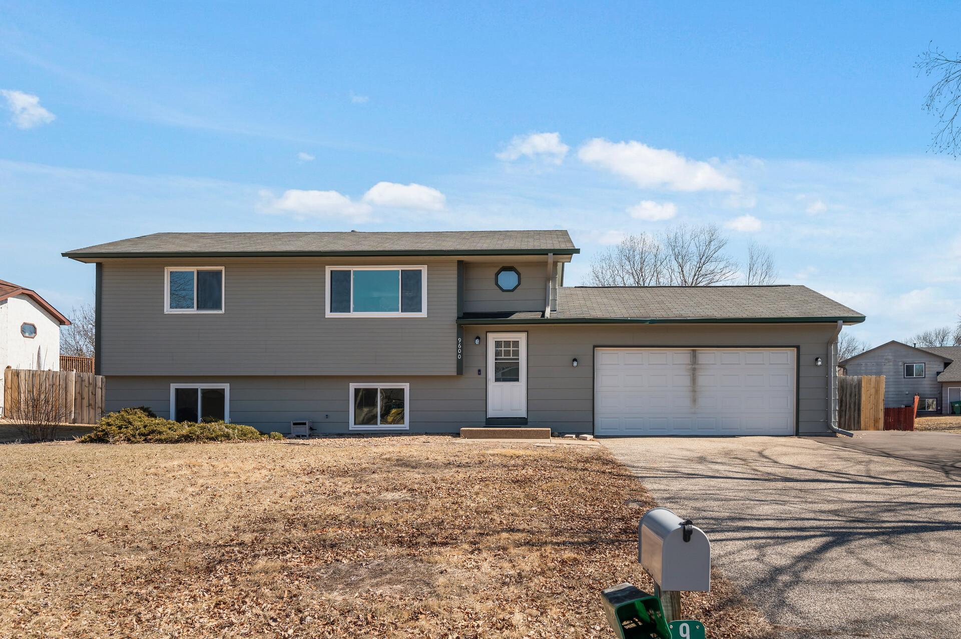 9600 Sheridan Avenue Property Photo 1