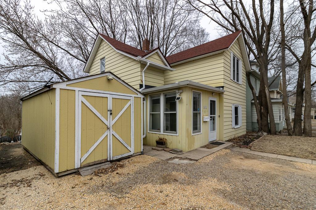 806 N 5th Street Property Photo 1