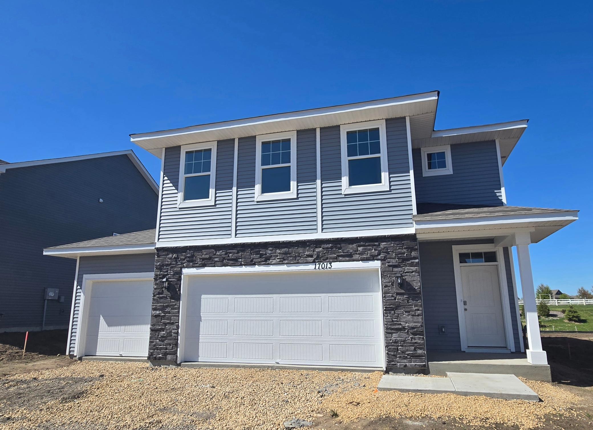 17013 Draper Way Property Photo