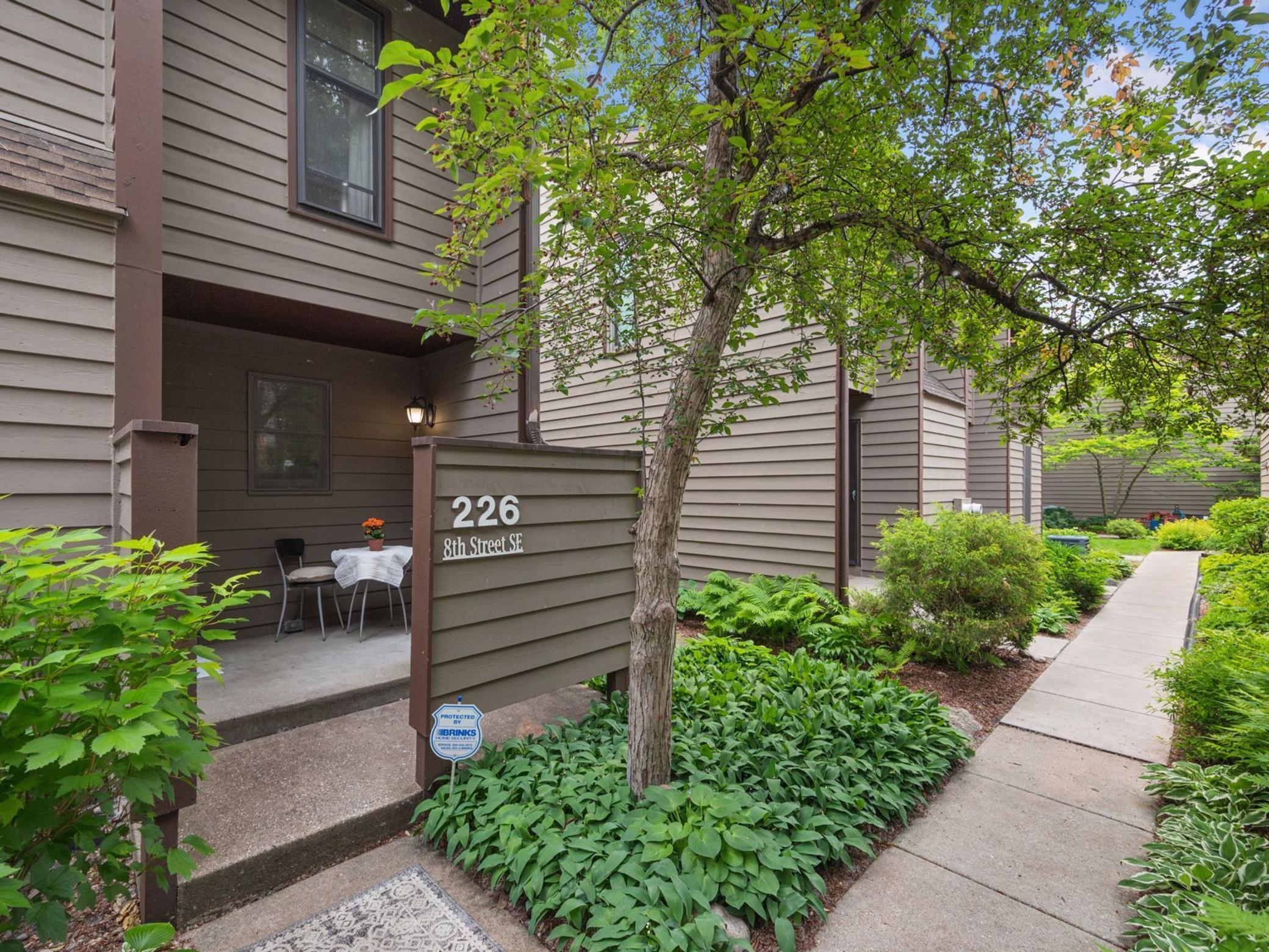 226 8th Street Property Photo 25