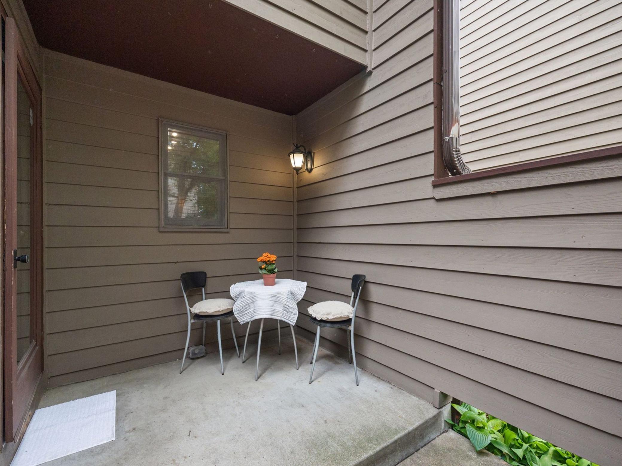 226 8th Street Property Photo 26