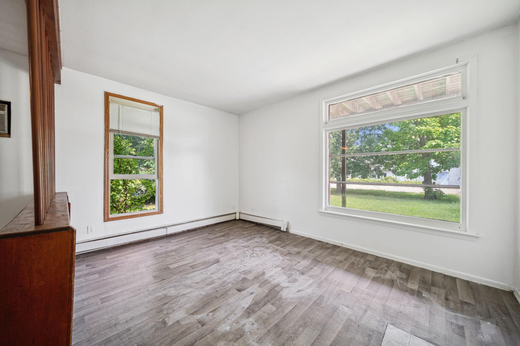577 7th Avenue Property Photo 5
