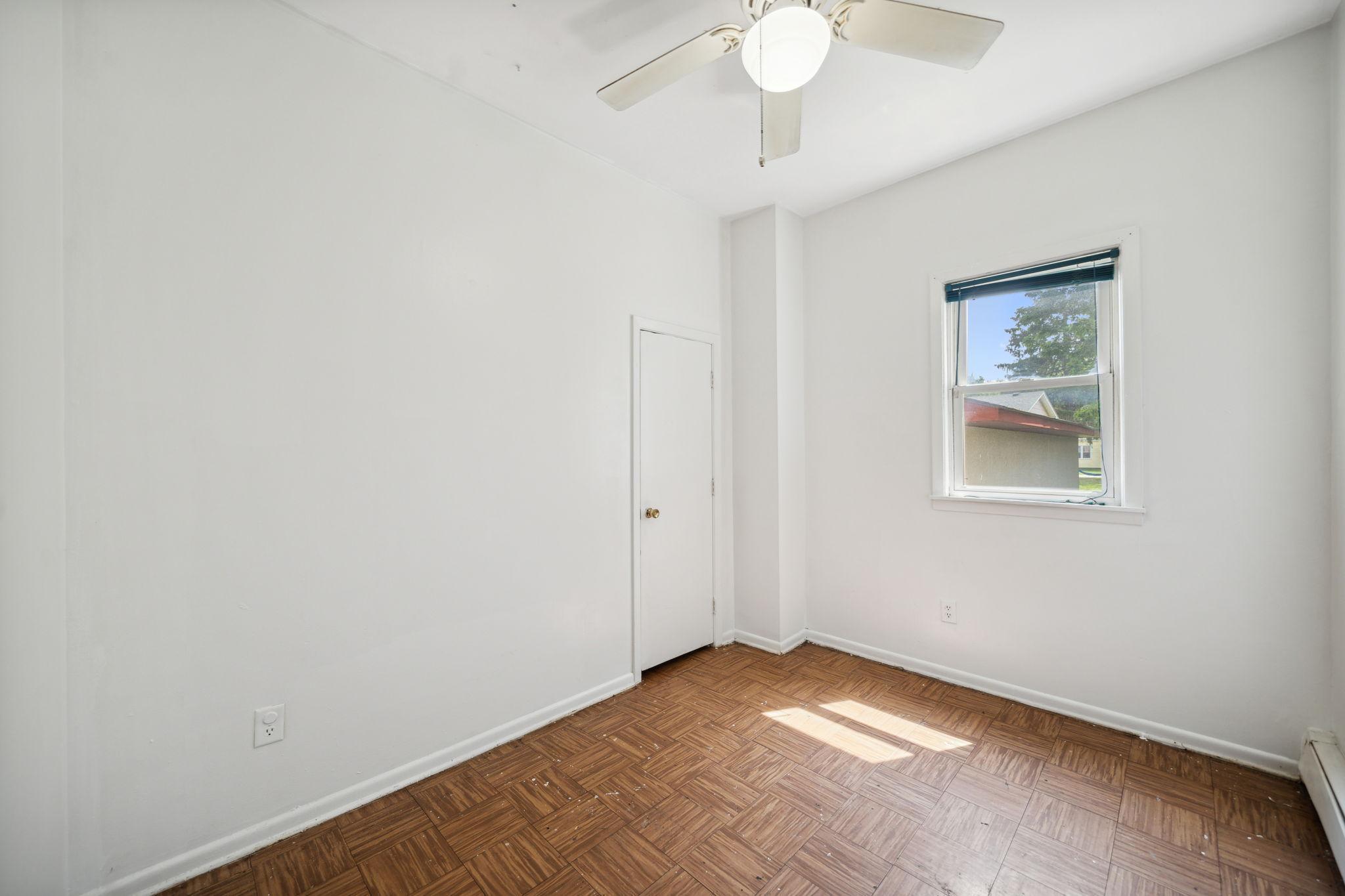 577 7th Avenue Property Photo 8