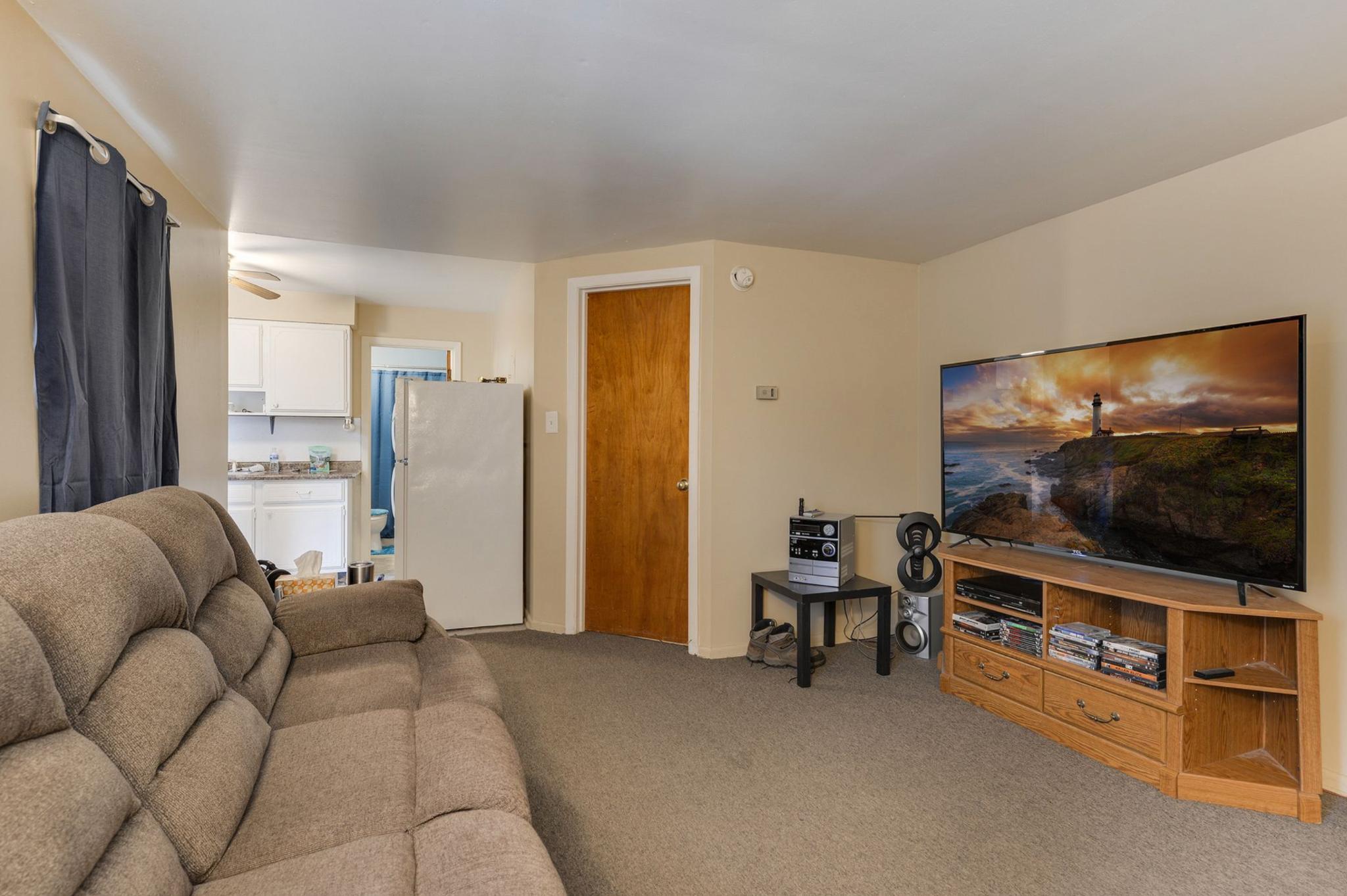 577 7th Avenue Property Photo 30