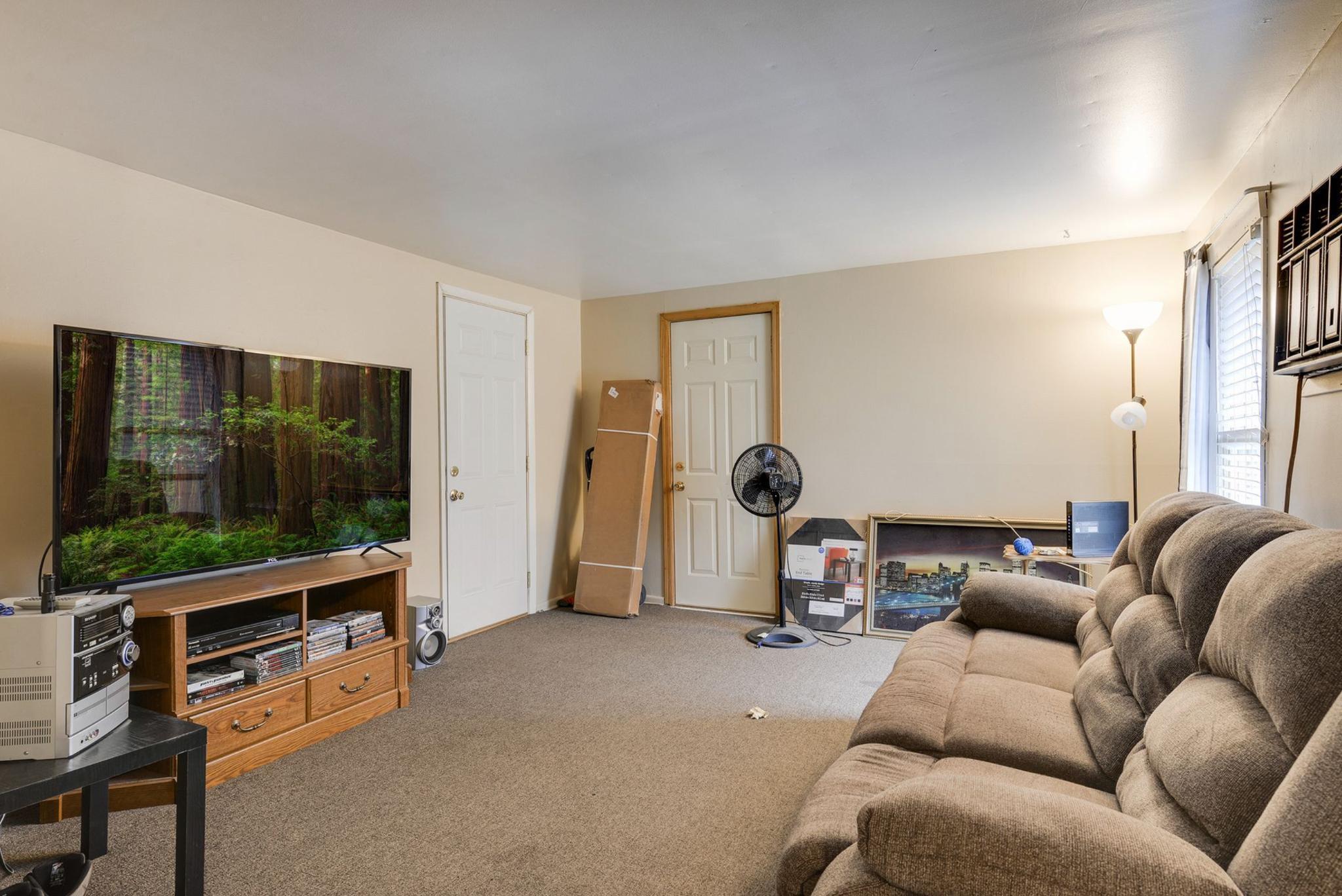 577 7th Avenue Property Photo 32