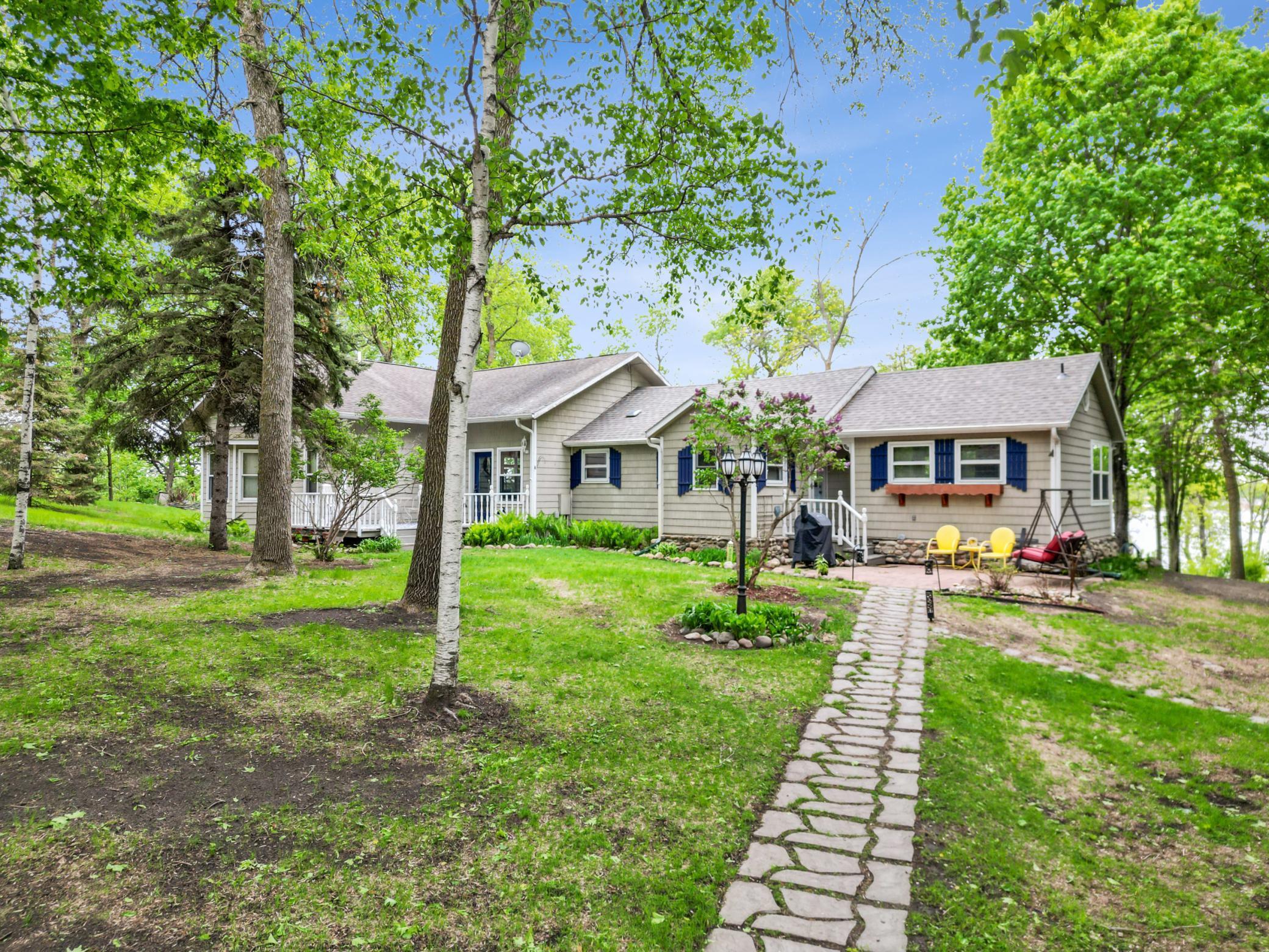 32331 Loon Drive Property Photo 1