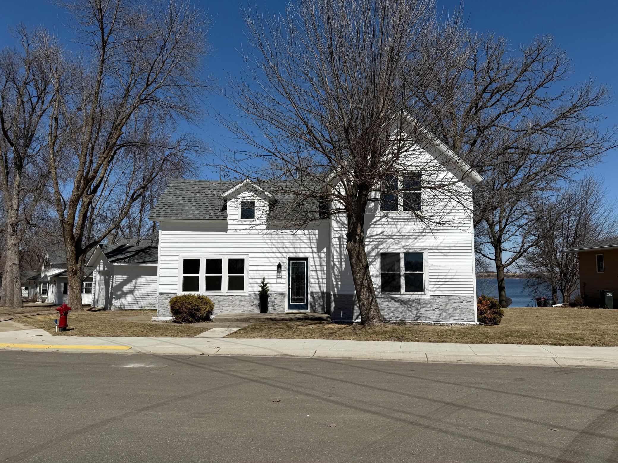 205 Front Street Property Photo 1