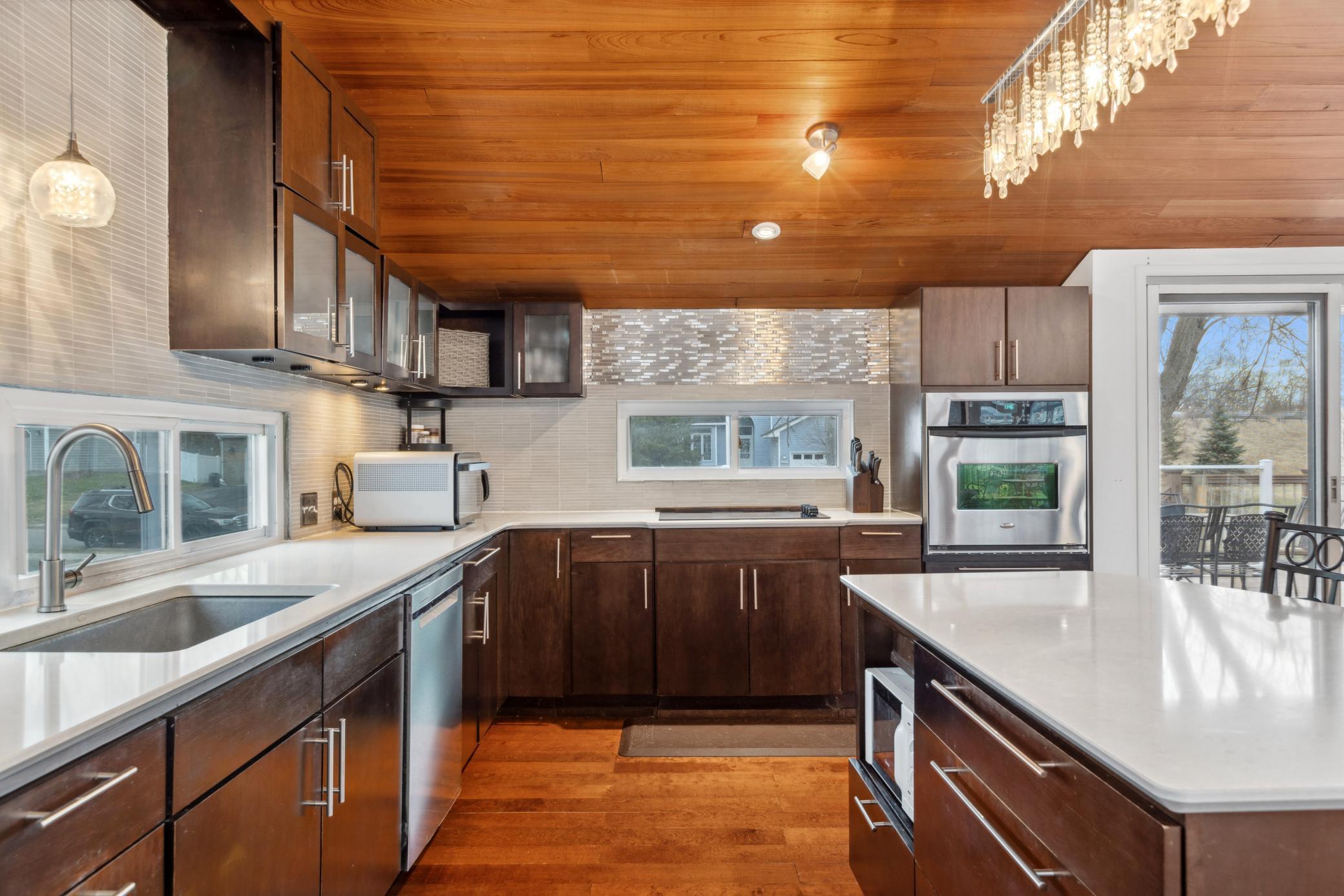 6328 Valley View Road Property Photo 12