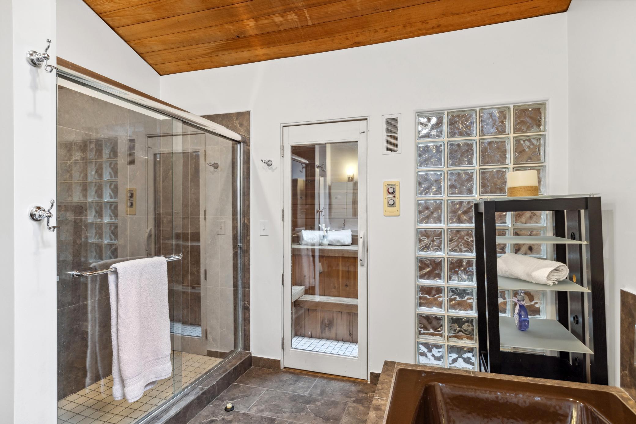 6328 Valley View Road Property Photo 17