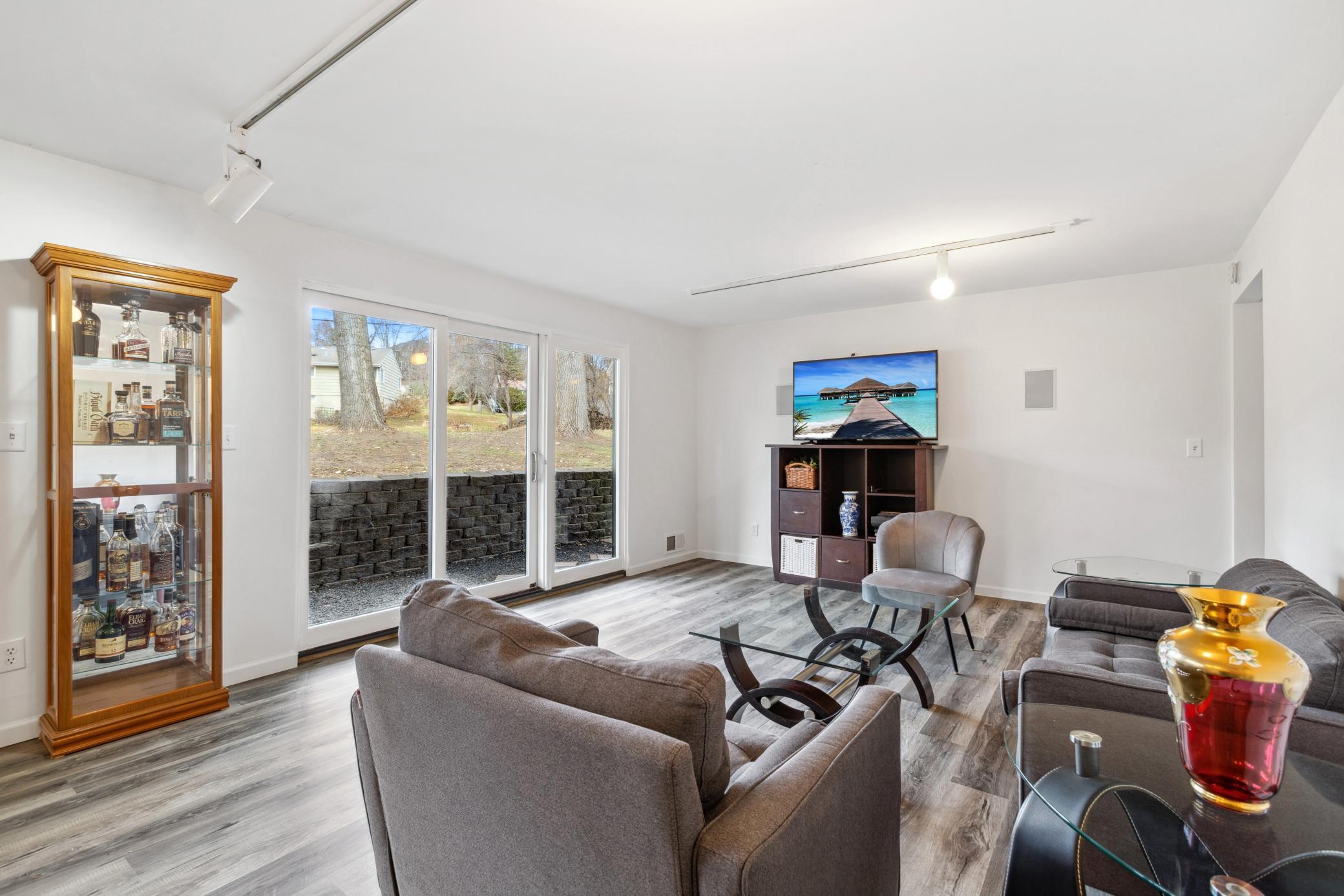 6328 Valley View Road Property Photo 25