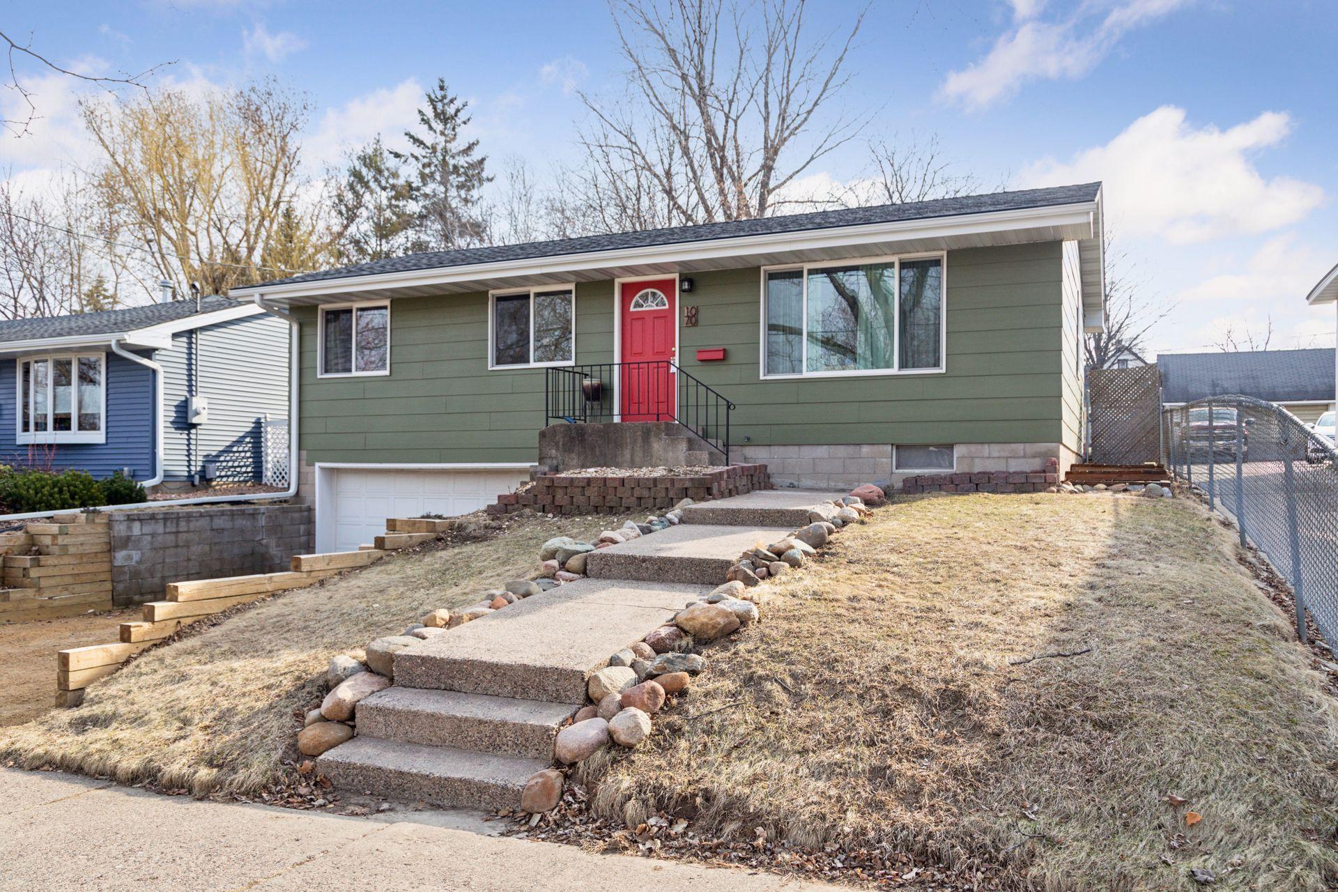 1070 Hall Avenue Property Photo 1