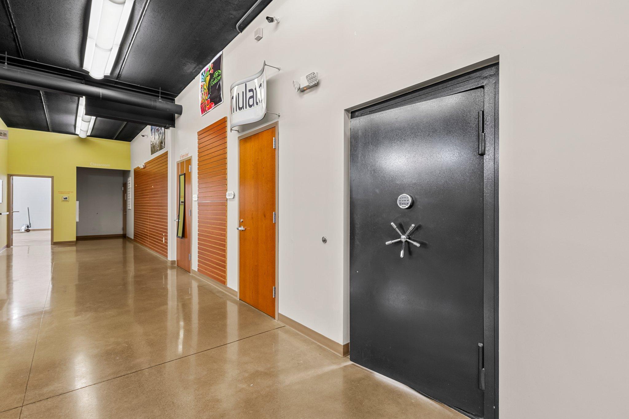 22 4th Street Property Photo 10