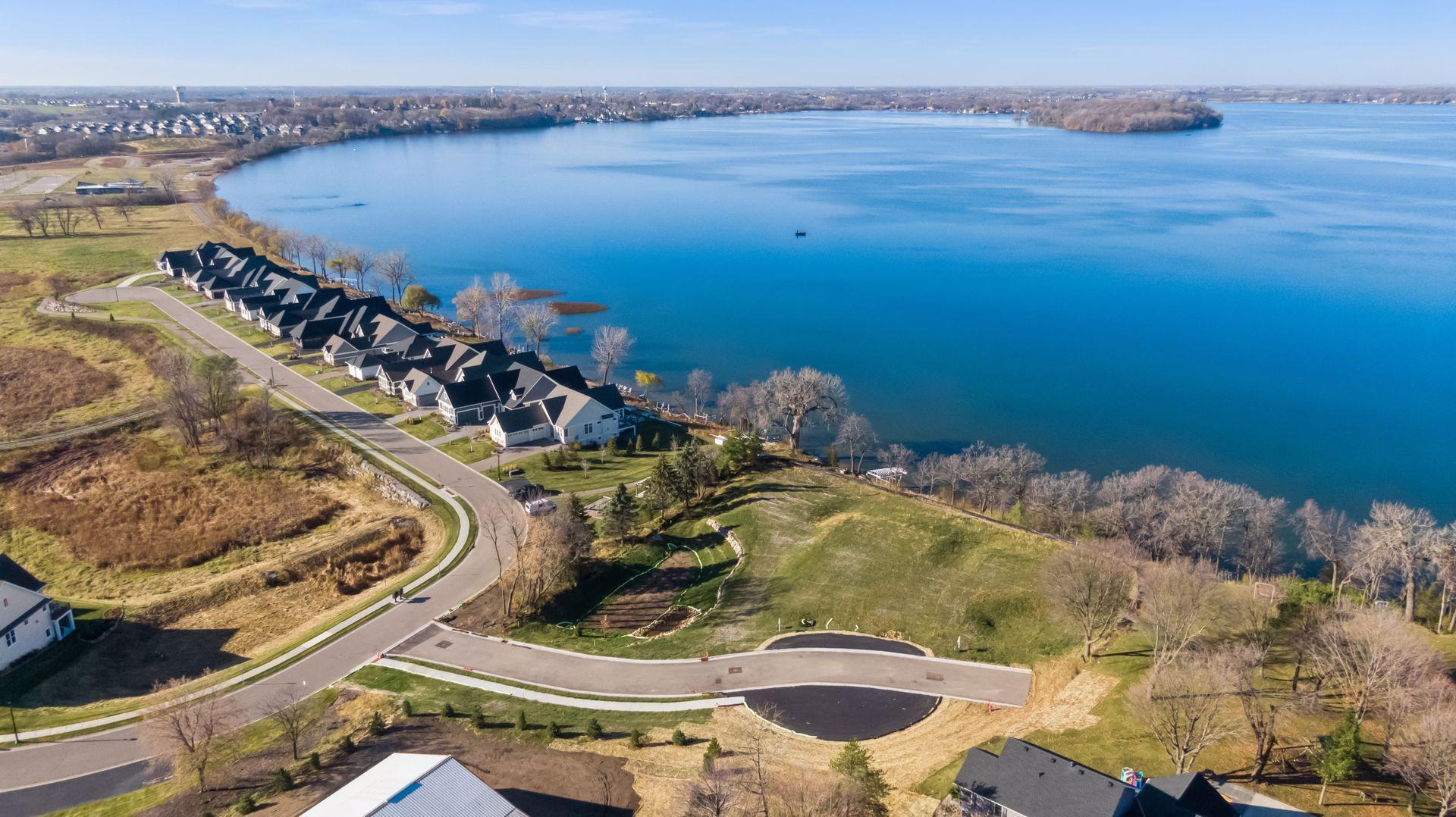 7860 (lot 1) Laketown Parkway Property Photo 2