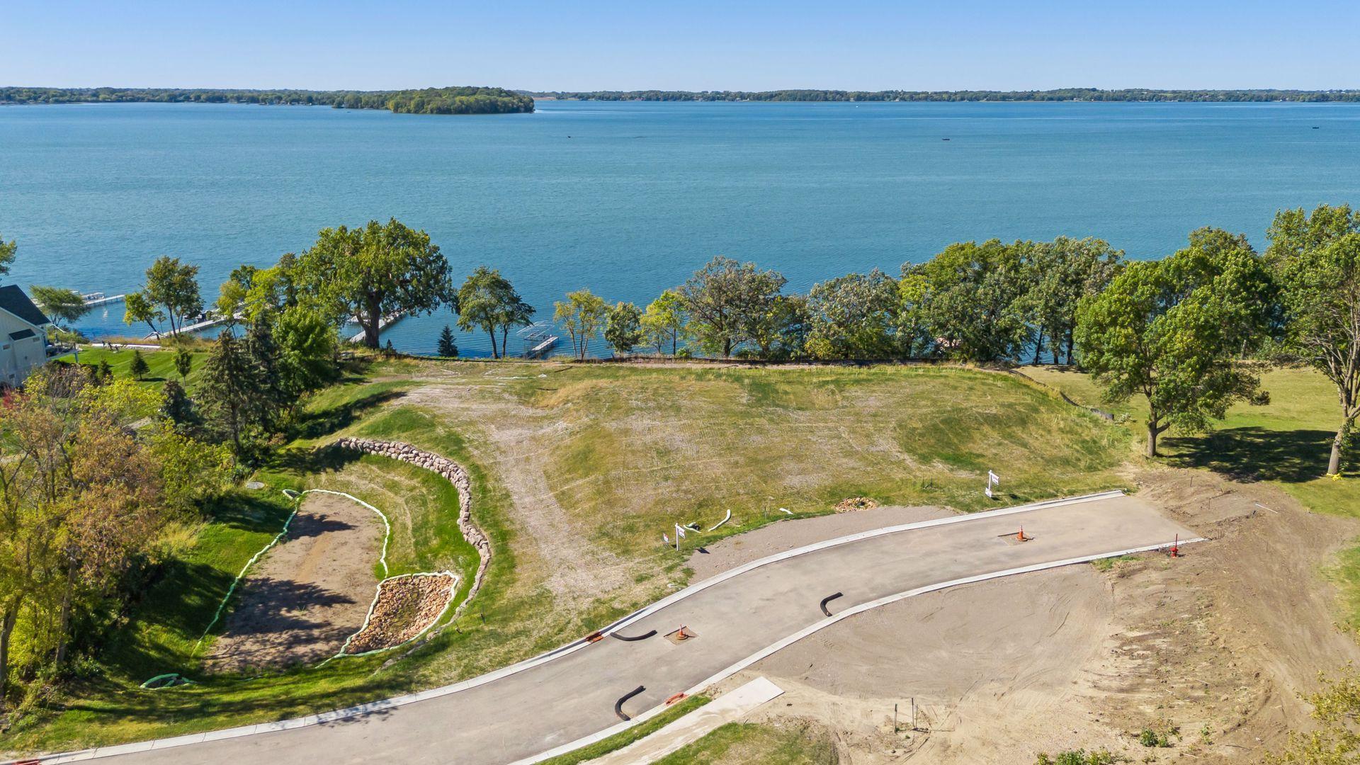 7860 (lot 2) Laketown Parkway Property Photo